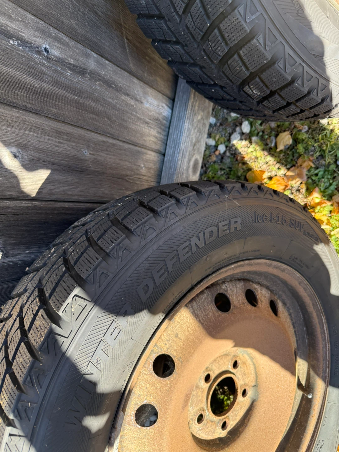 Winter Defender Ice 1-15 SUV Tires - 235/65R18 - photo 3
