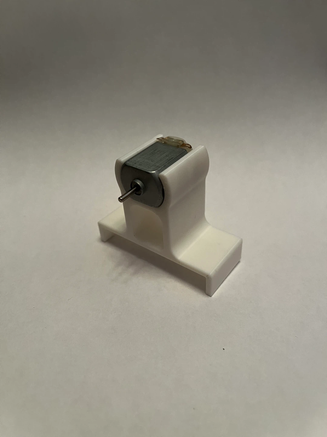 Breadboard dc Motor Mount - photo 2