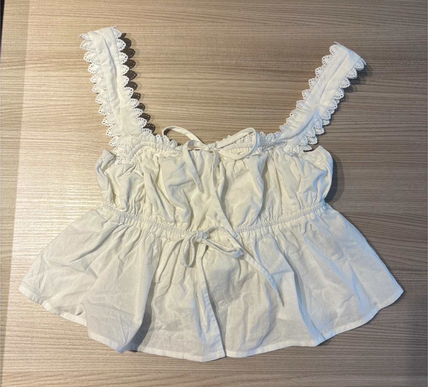 Cider COTTON SQUARE NECK BRODERIE ANGLAISE TIE FRONT BOW TOP - photo 2