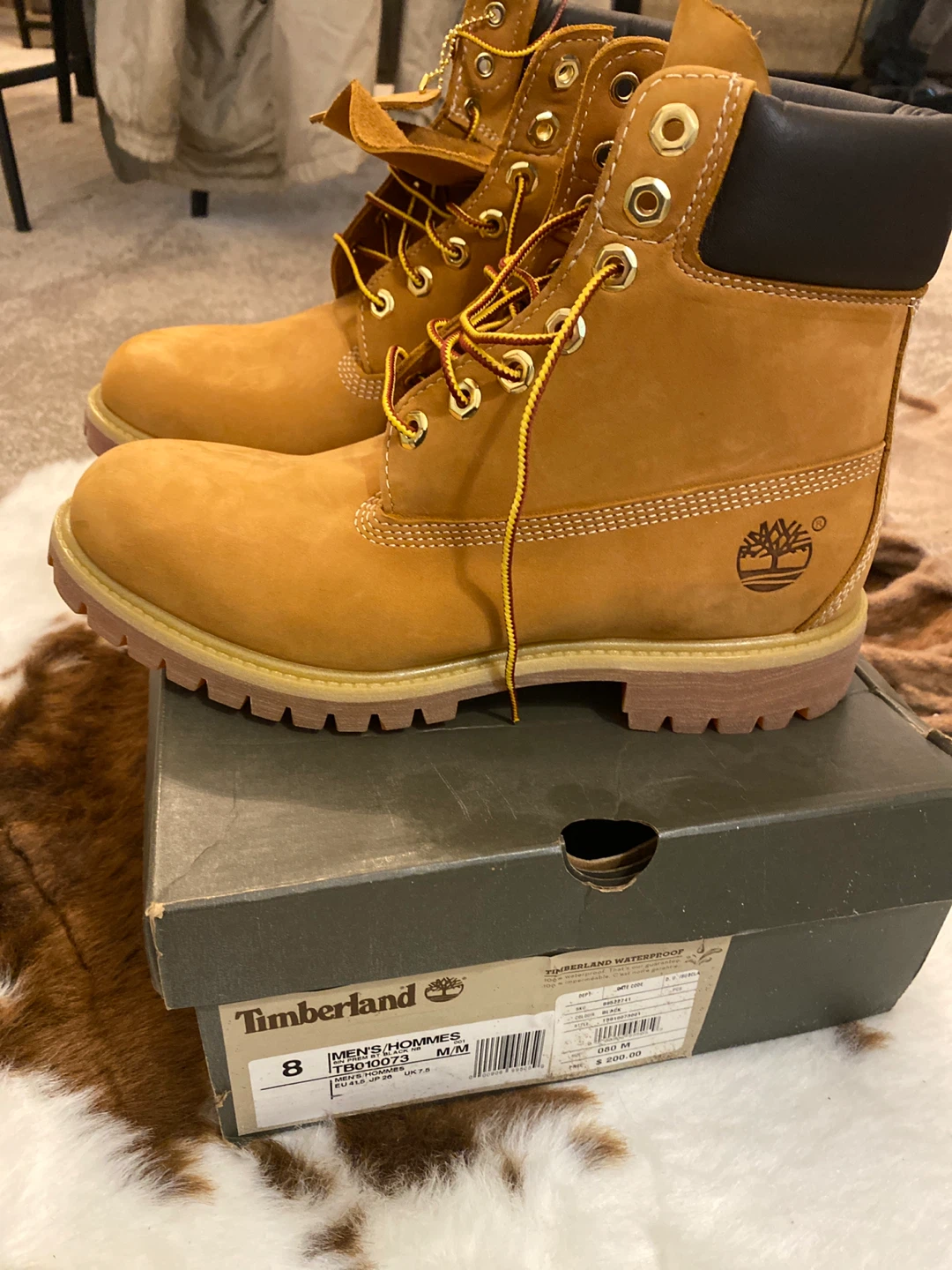 Timberland 6" Premium Waterproof Boots - Size 8 - photo 2
