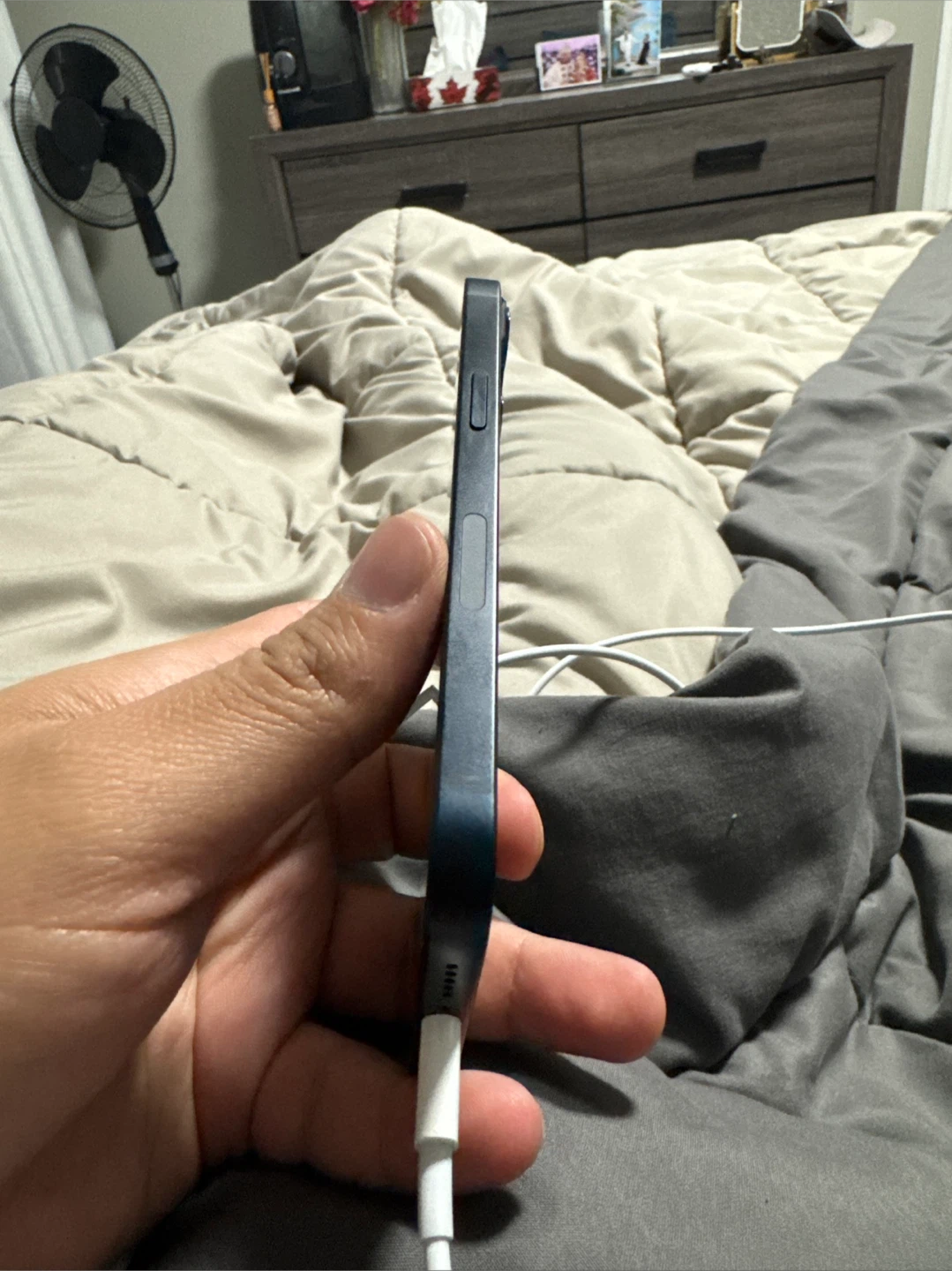 iPhone 13 - Blue - photo 2