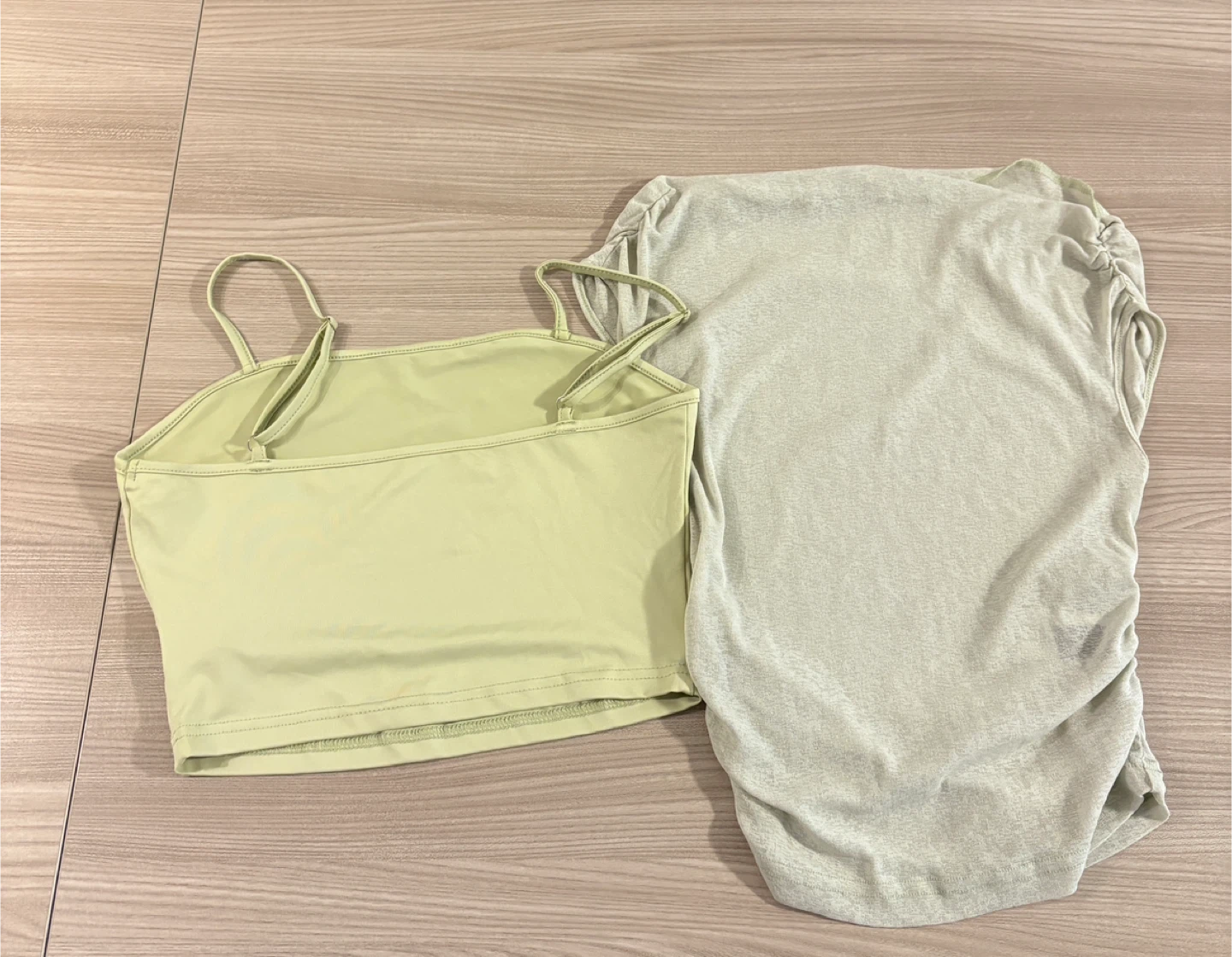 Cider ASYMMETRICAL NECK RUCHED TOP & SOLID CAMI TOP - photo 3