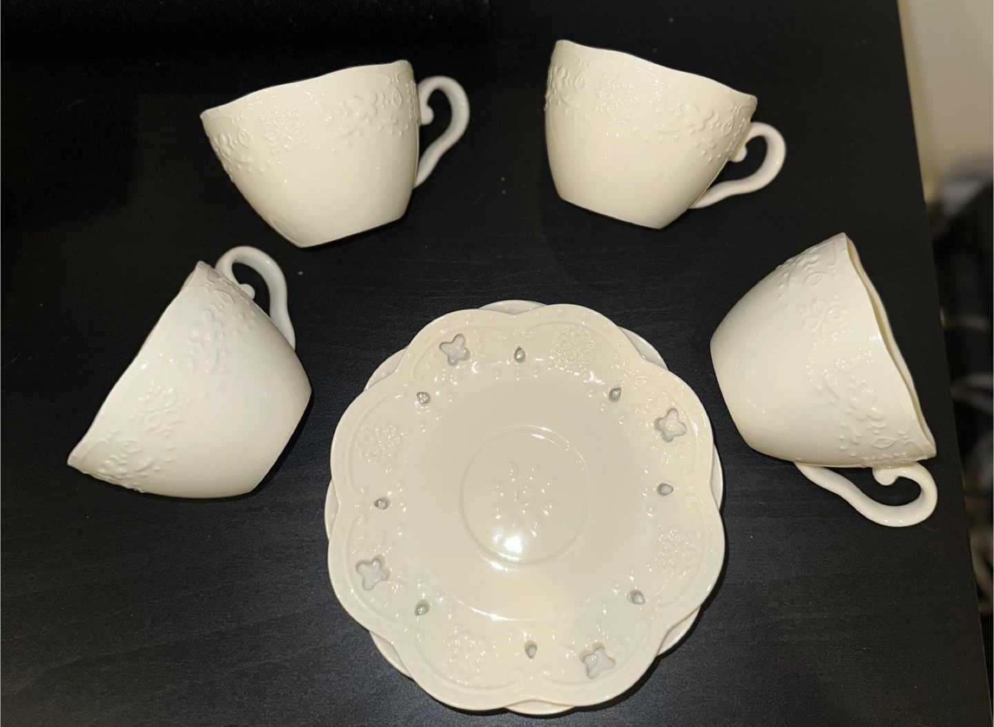 Set of 4 Tea Cups