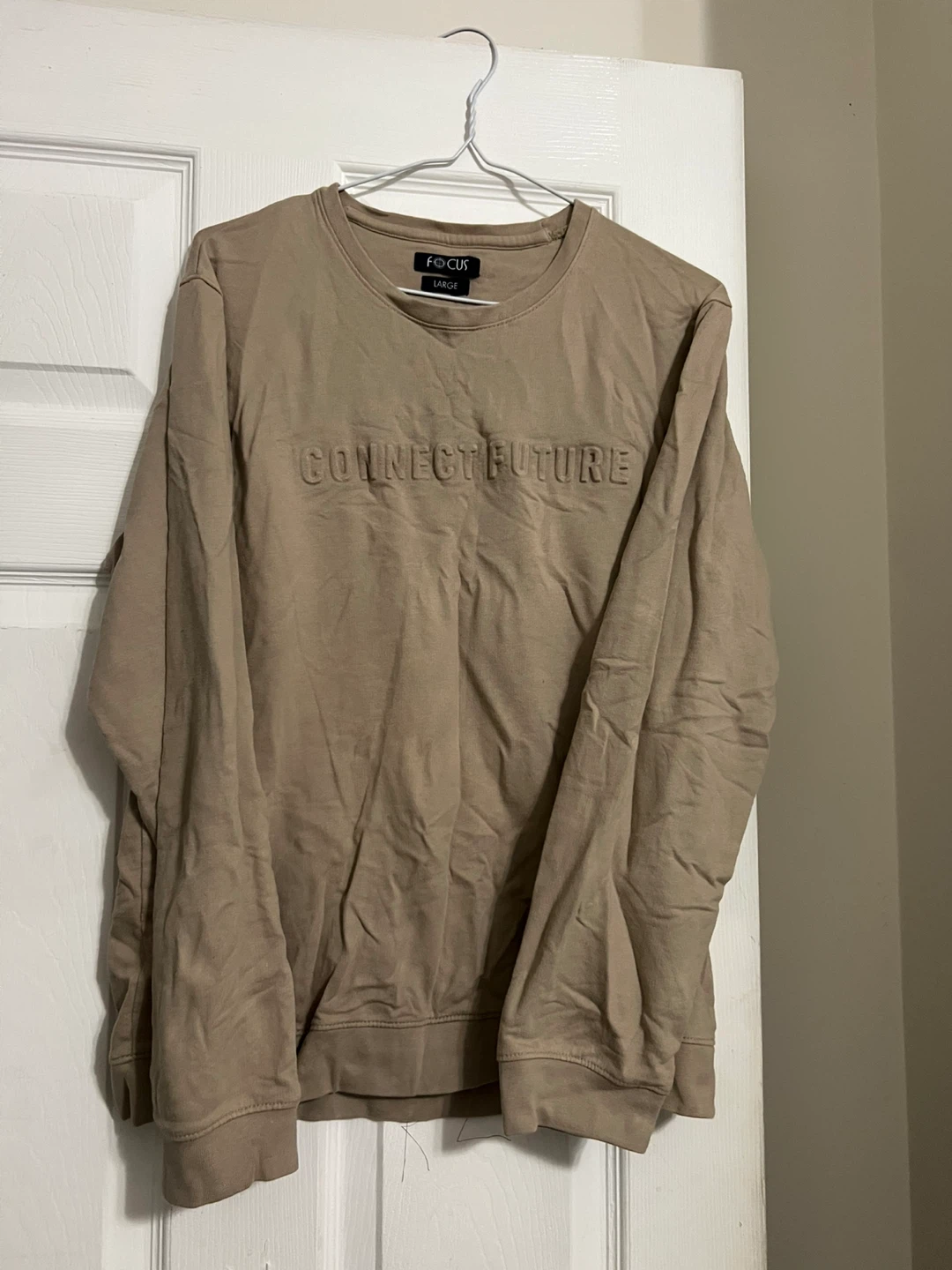 Focus Connect Future Beige Crewneck - Large