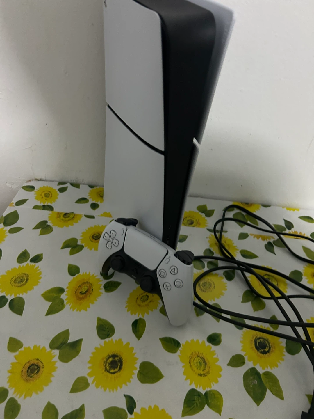 PlayStation 5 Console with Controller - photo 5