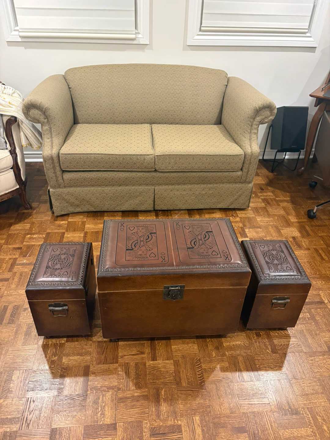 Leather Trunk Coffee Table with Side Tables - photo 2