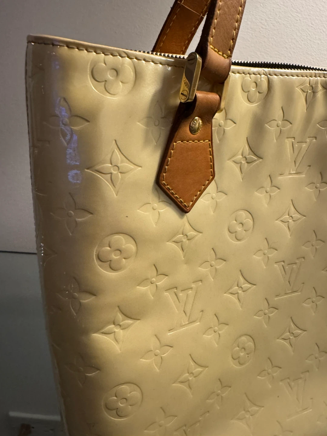 Genuine Louis Vuitton leather bag - photo 5