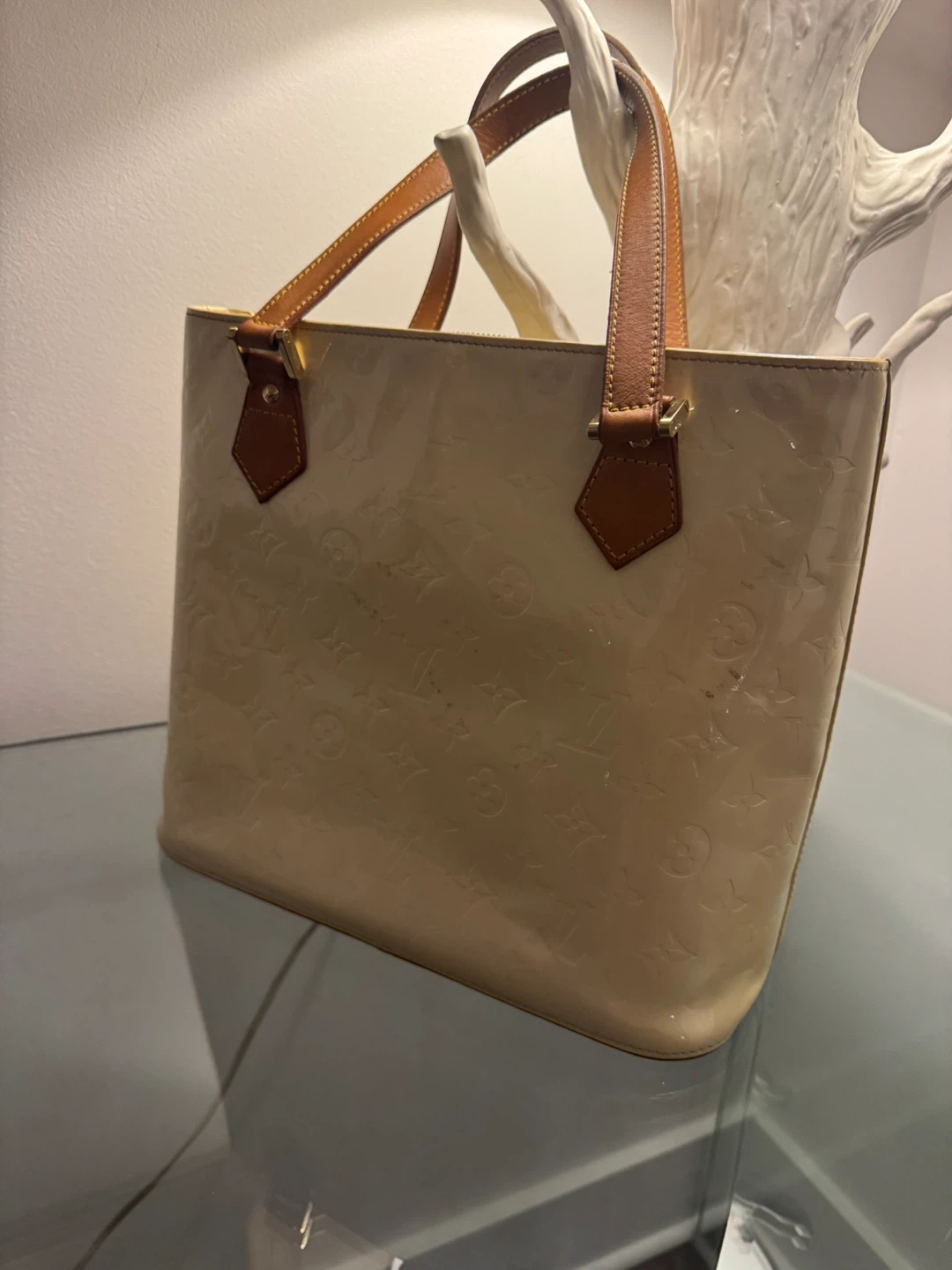Genuine Louis Vuitton leather bag - photo 4