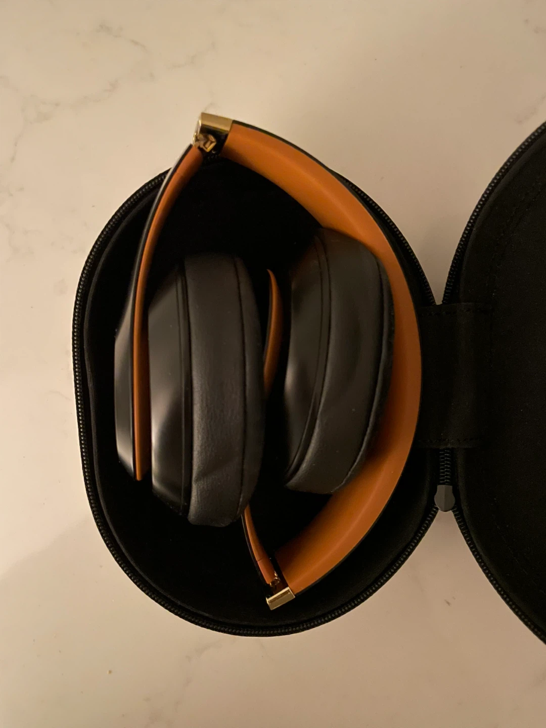 Beats Studio 3 Wireless Headphones - Black/Tan - photo 3