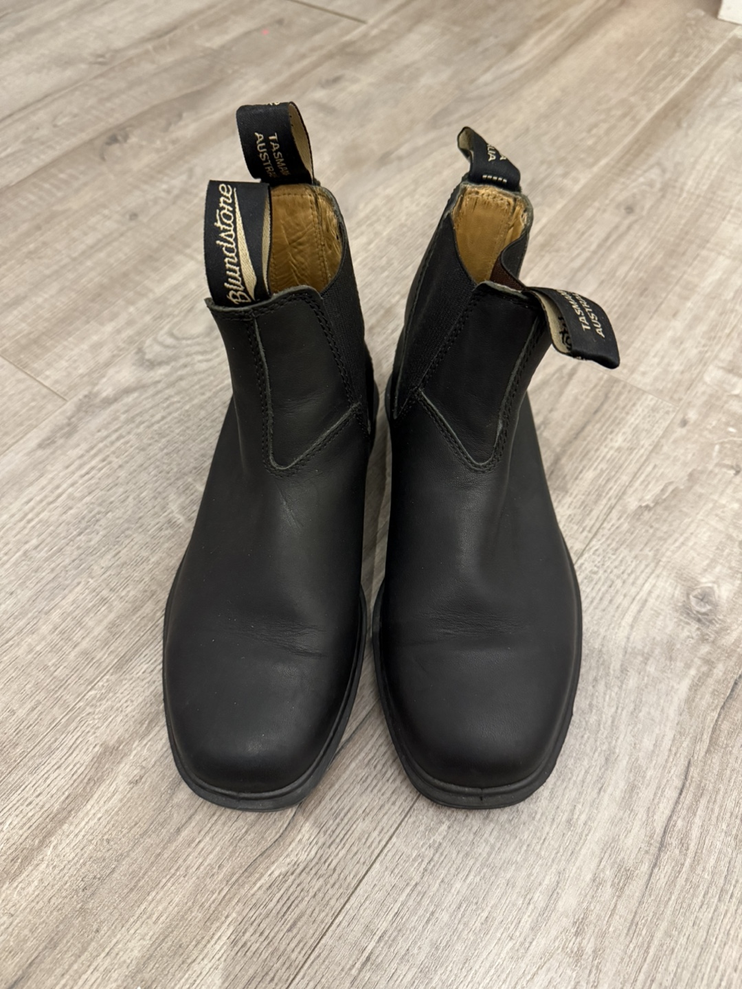 Blundstone 500 Black Leather Chelsea Boots