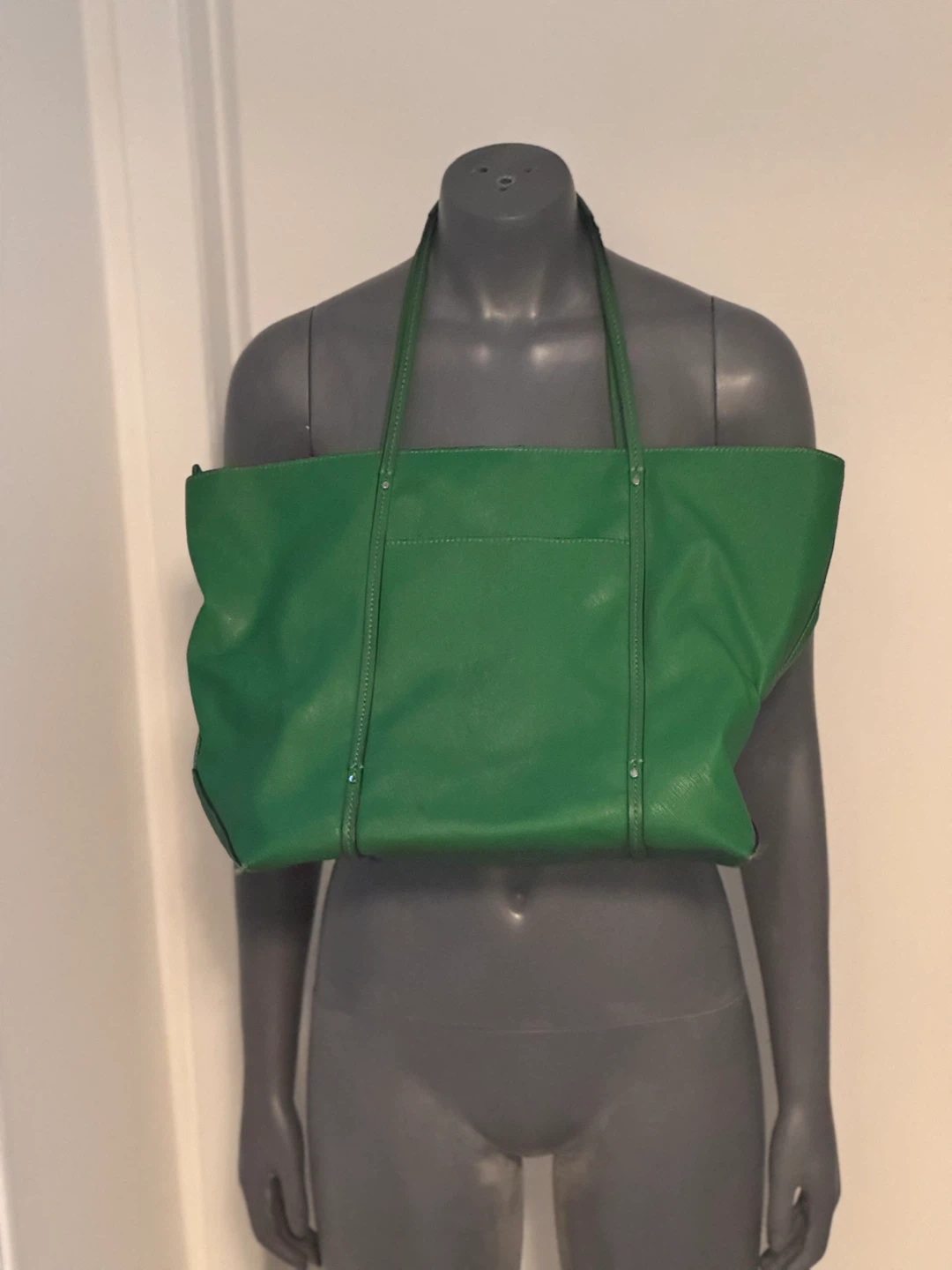 Tumi Green Leather Tote Bag - photo 2