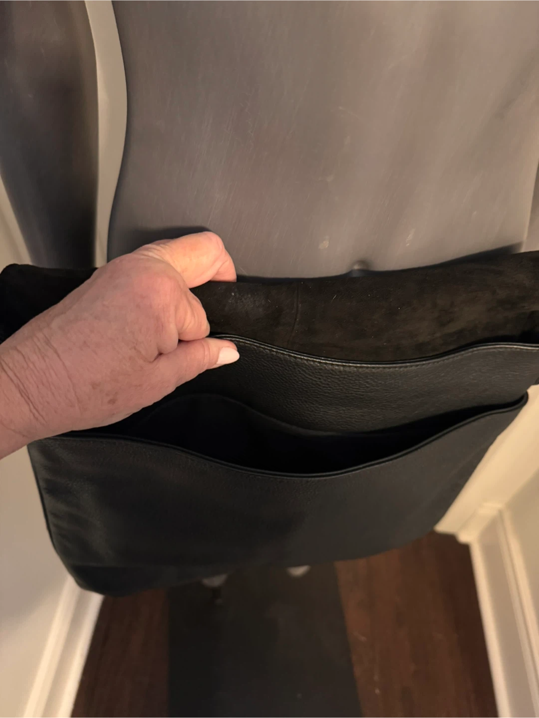 Cole Haan Black Leather Messenger Bag - photo 5