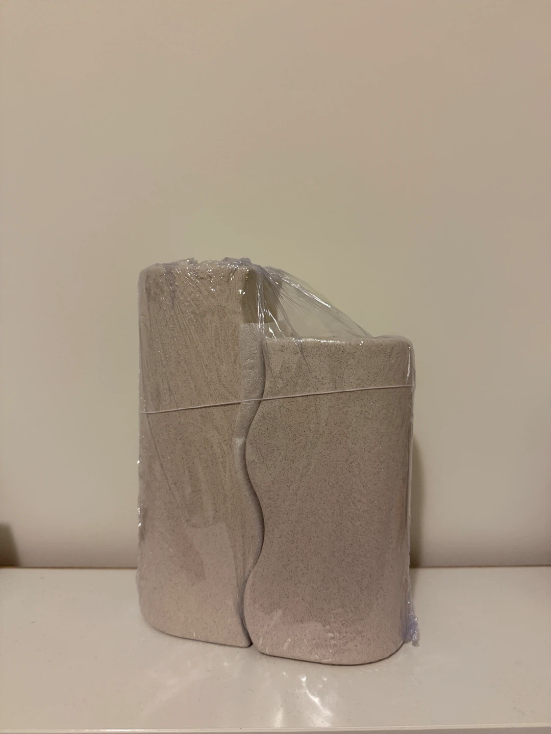H&M Home Sandstone Vase - New in Package - photo 3