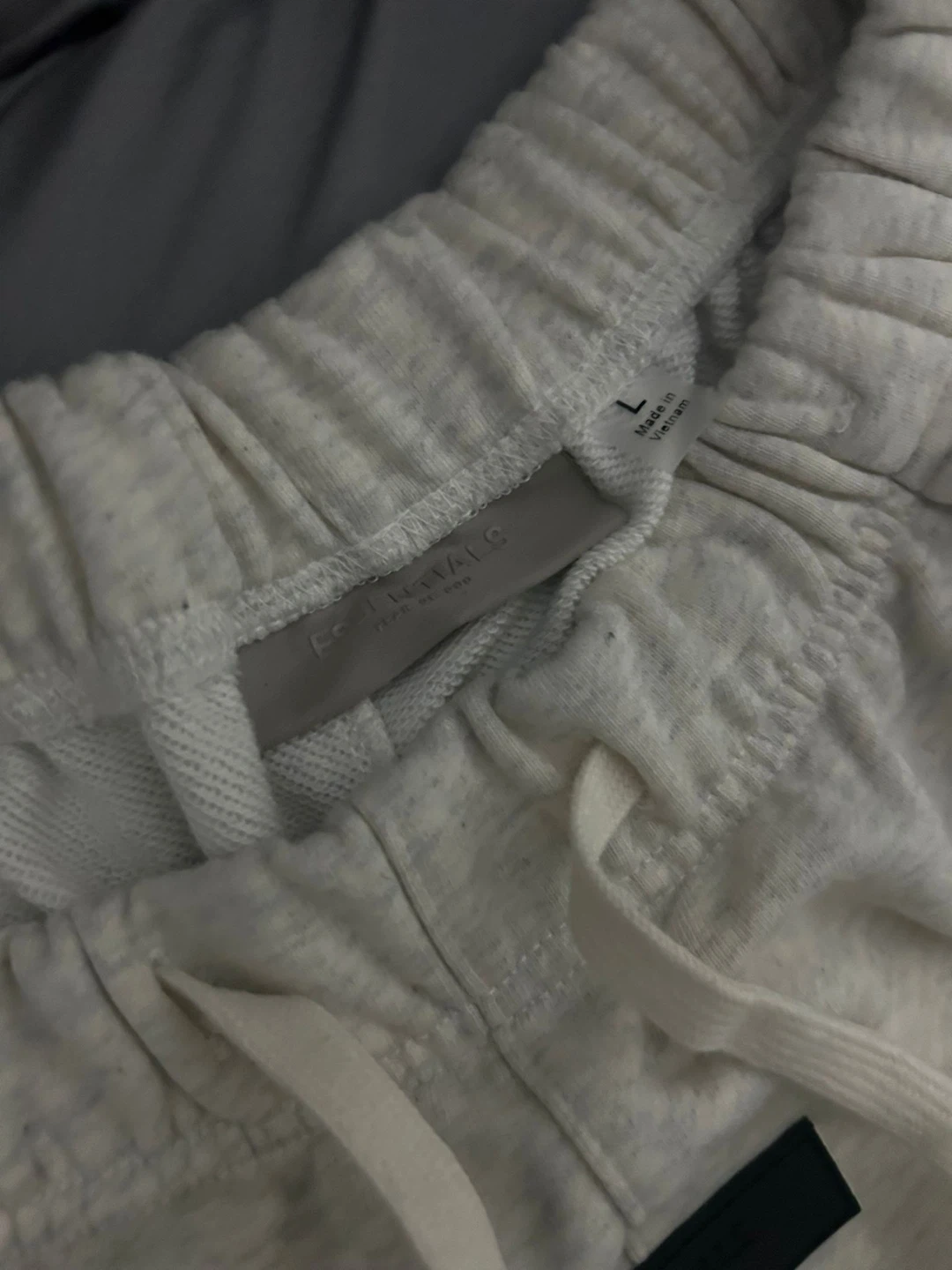 Essentials Fear of God Sweat Shorts - Size L - photo 5