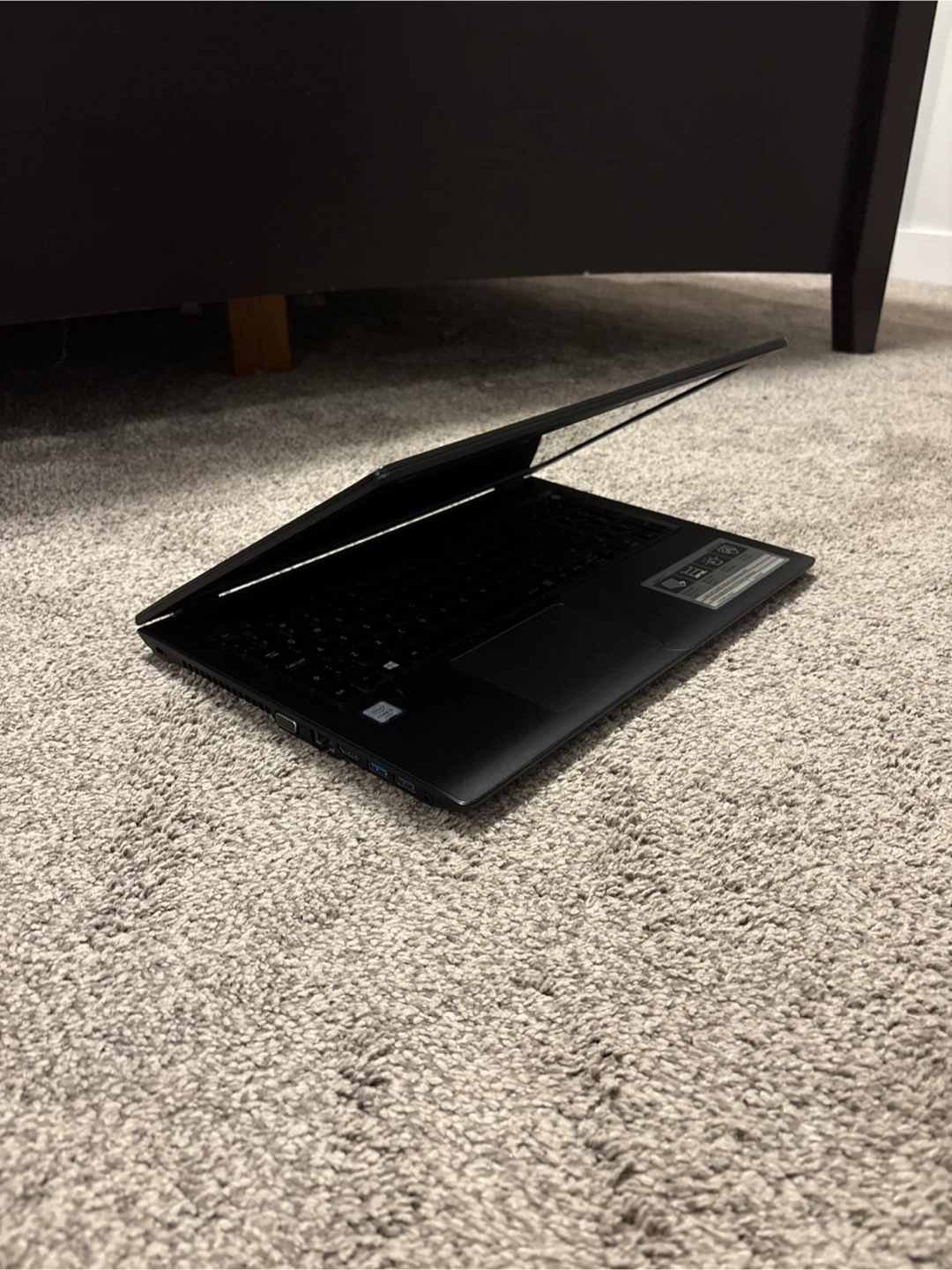 Acer Aspire V15 Laptop - photo 2