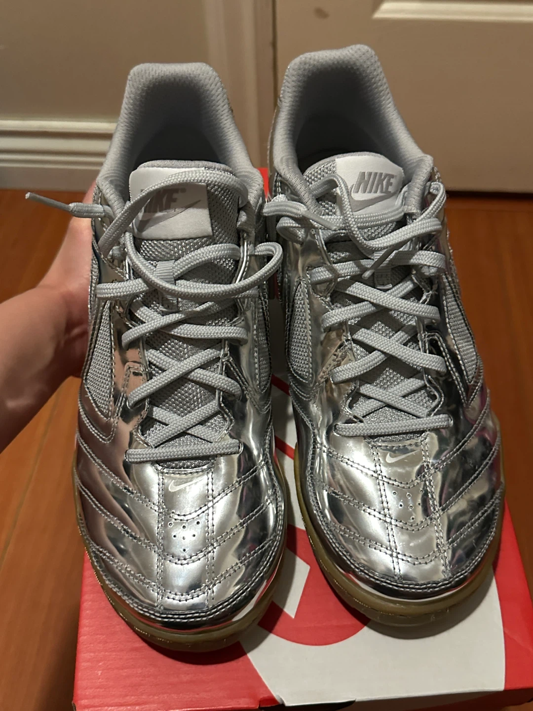 Nike Gato LV8 Indoor Soccer Shoes - Size 10.5 - photo 4