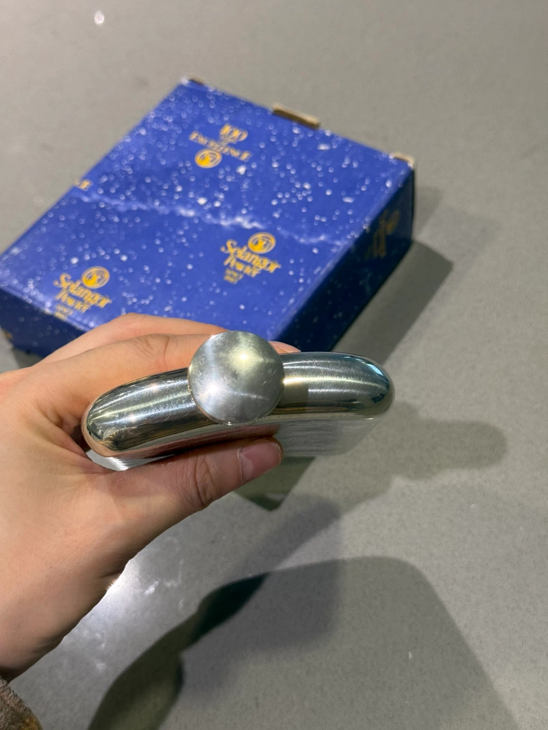 Selangor Pewter Flask like new with Box - photo 4