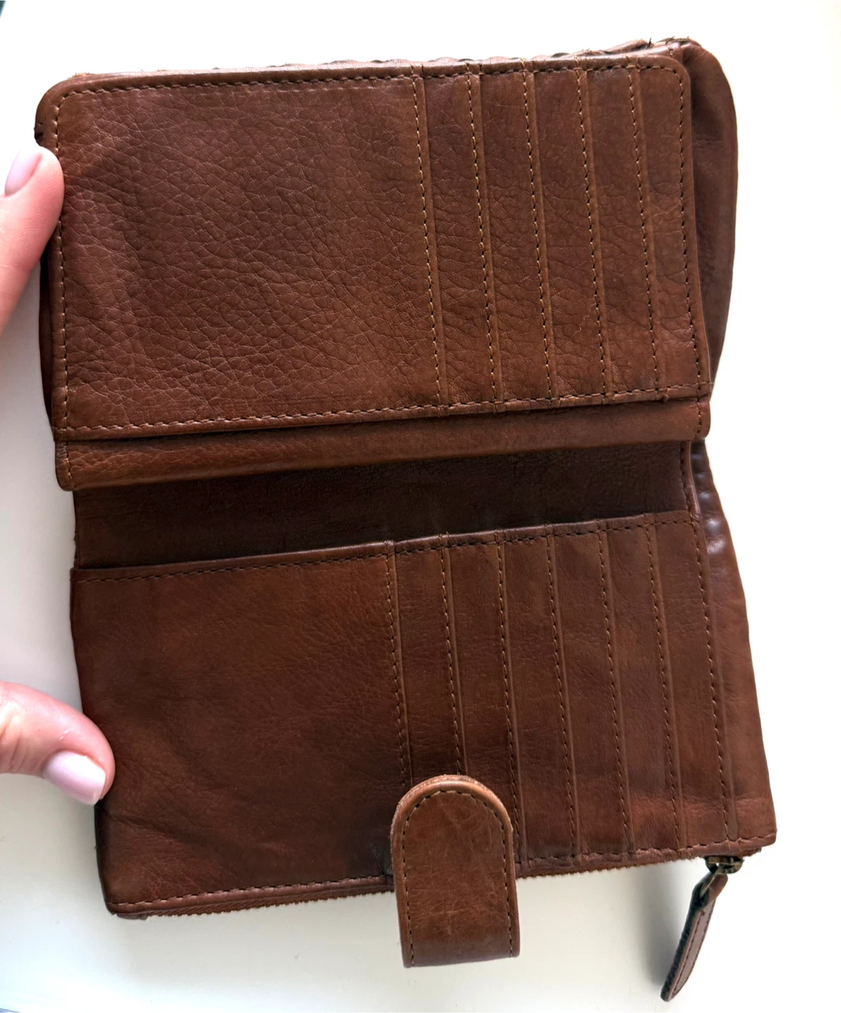 Genuine leather woven wallet in brown - photo 2