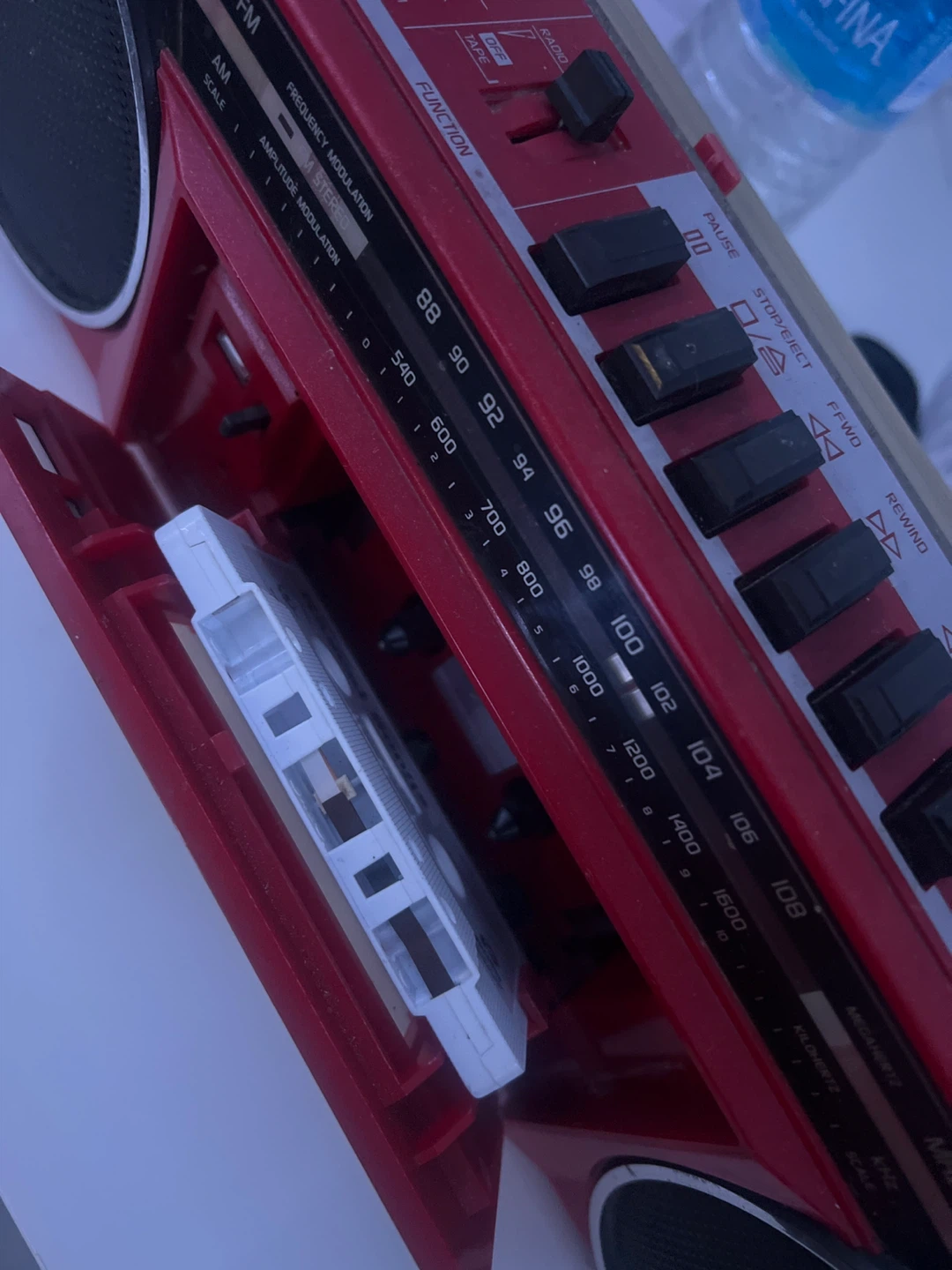 Sanyo Red Radio Cassette Recorder - photo 5