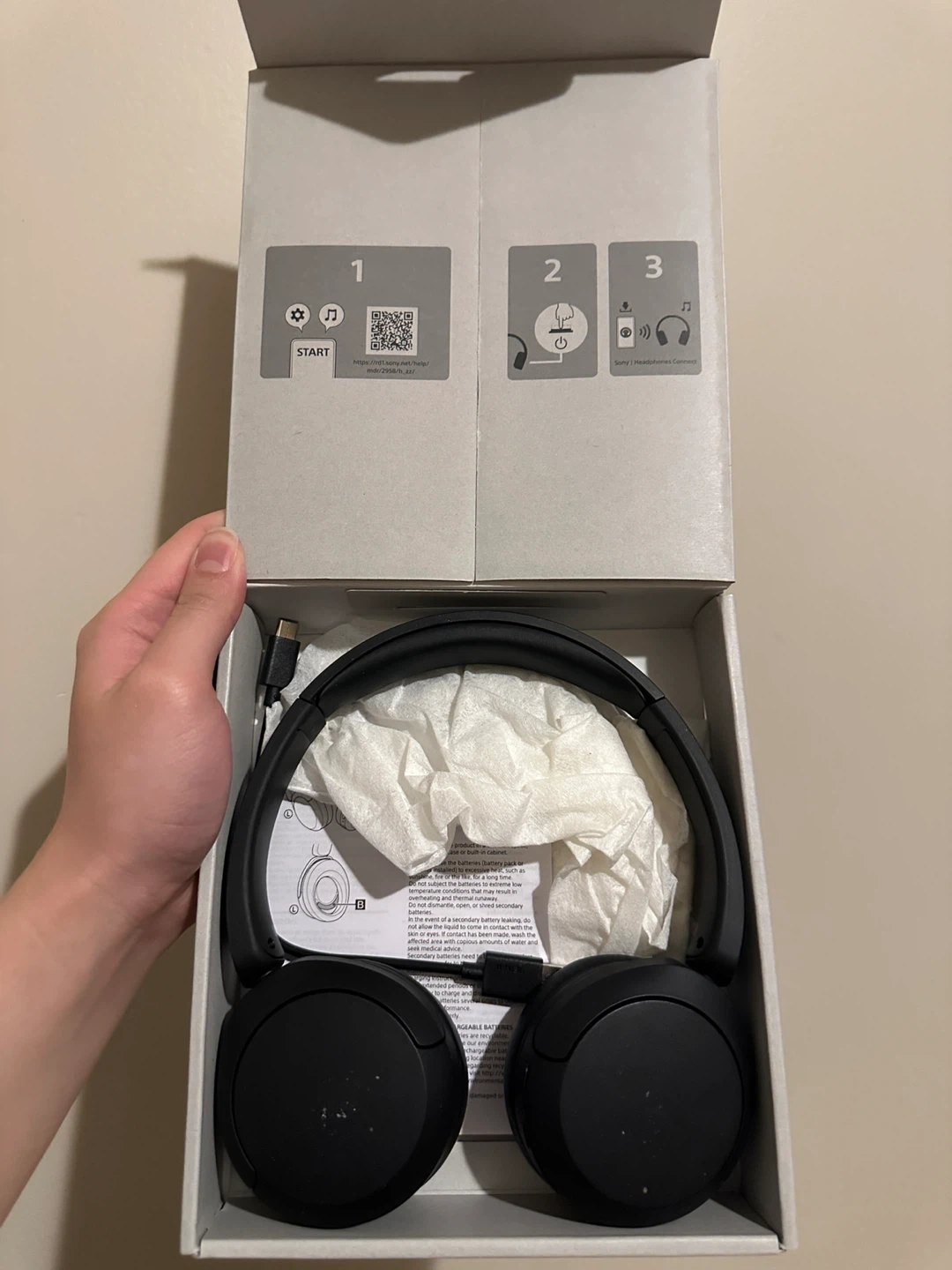 Sony WH-CH520 Wireless Headphones Black - photo 2