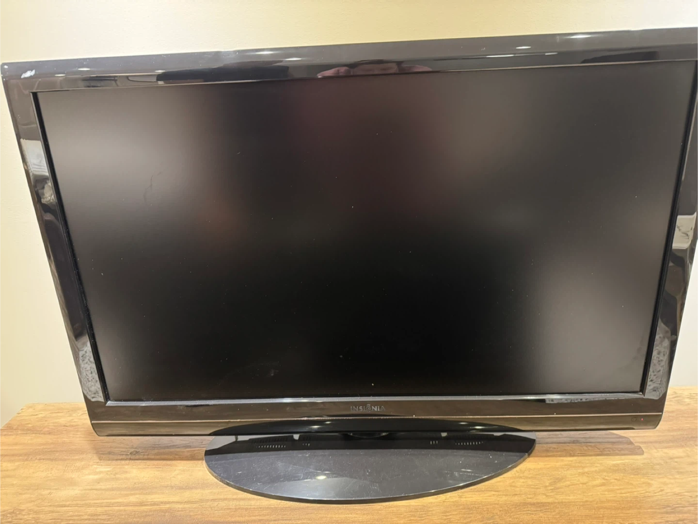 Insignia TV