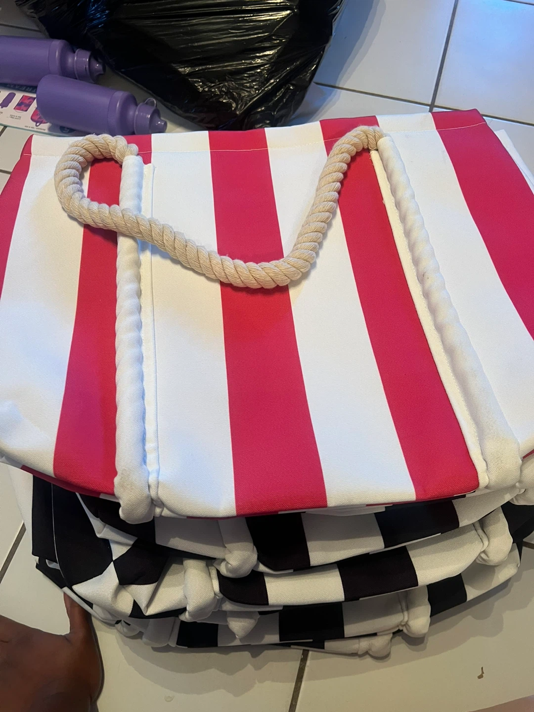 Sac avec de rayé