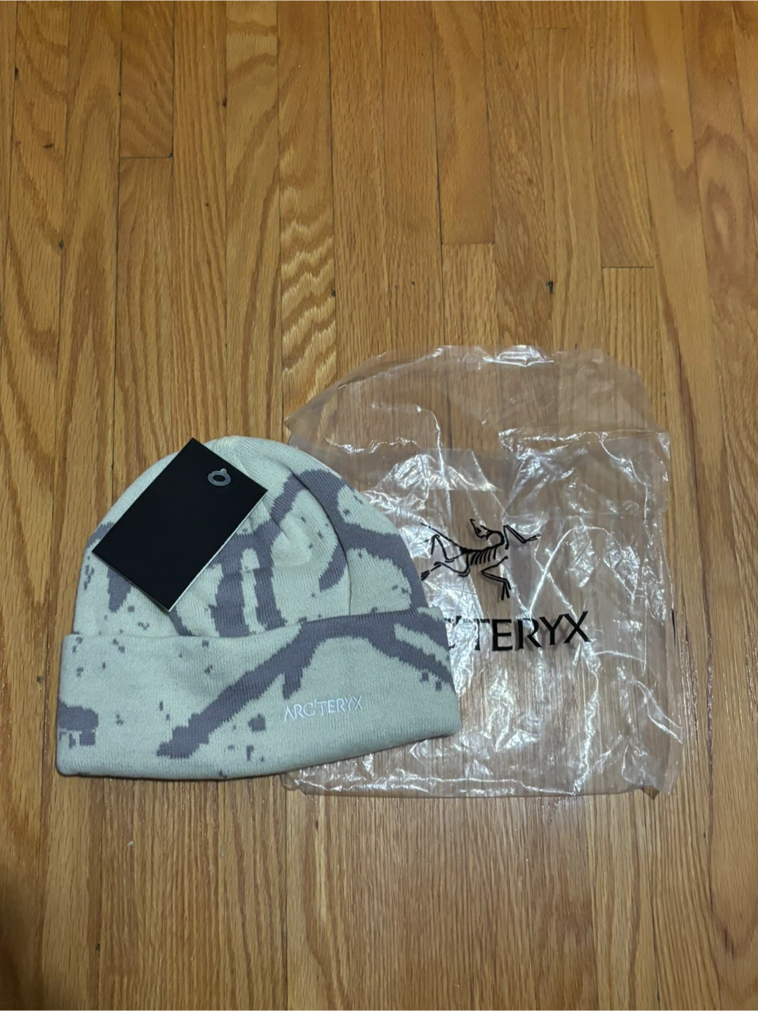 Arc’teryx grotto beanie