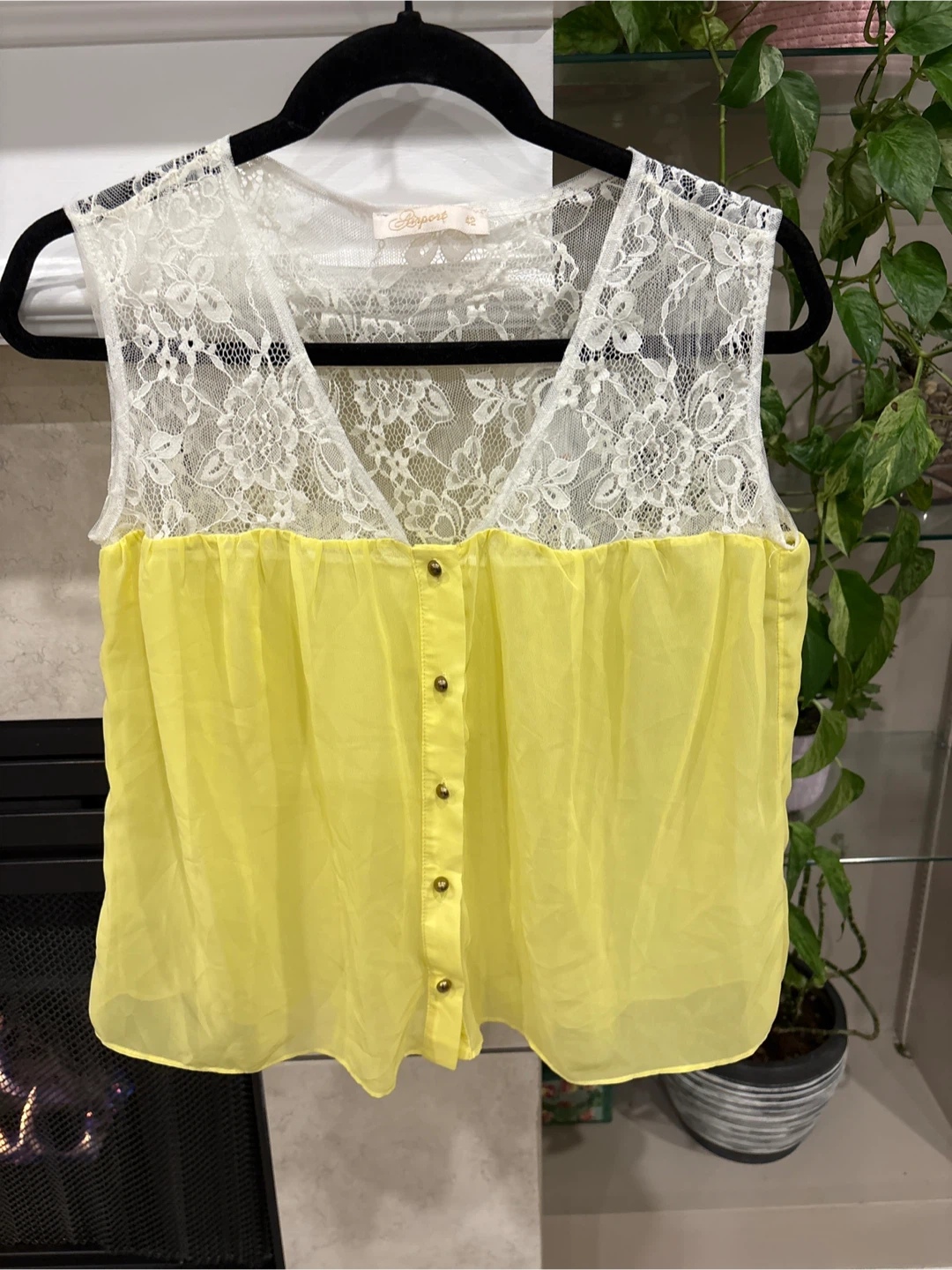 Aeropostale Yellow & Lace Tank Top - Size S