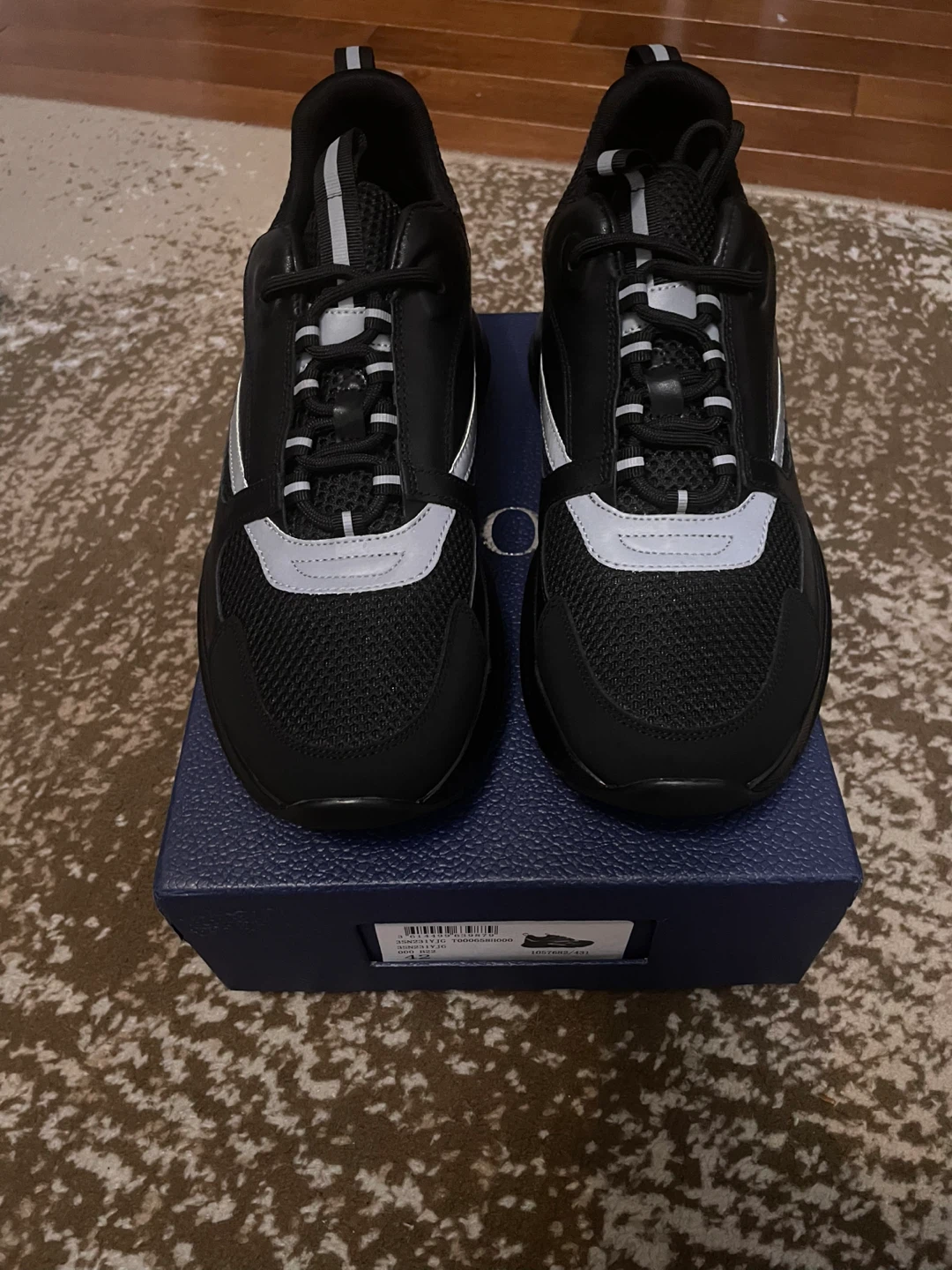 Dior Men's B22 Sneaker - Black (size 8)