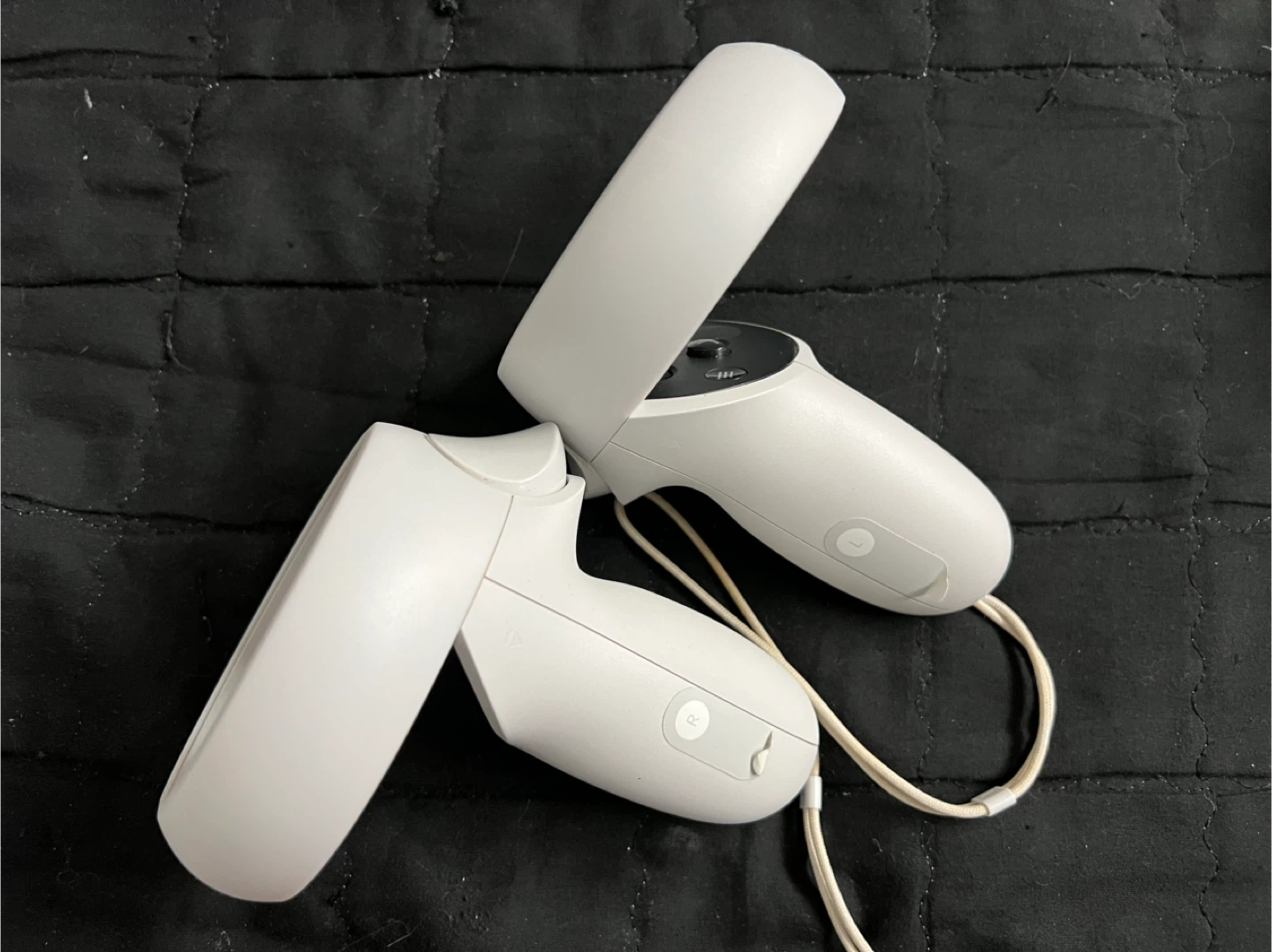 Oculus Quest 2 VR Headset - photo 5