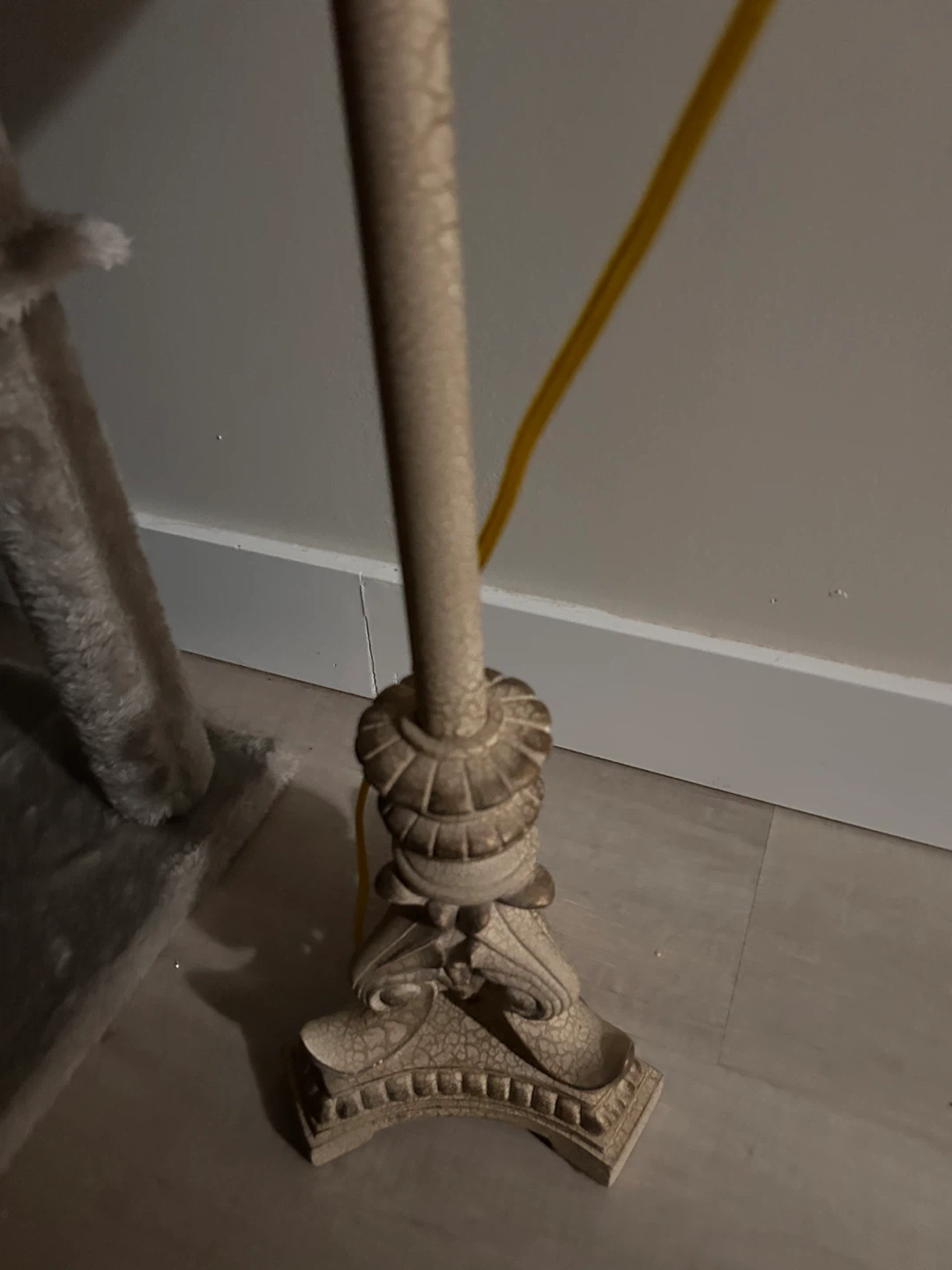 Gifting . Vintage Style Beige Table Lamp - photo 2