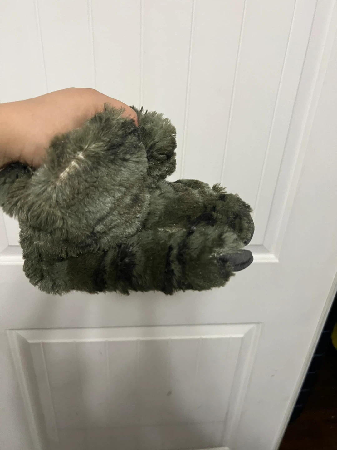 Carter's Olive Bear Paw Slippers - Size M - New - photo 4