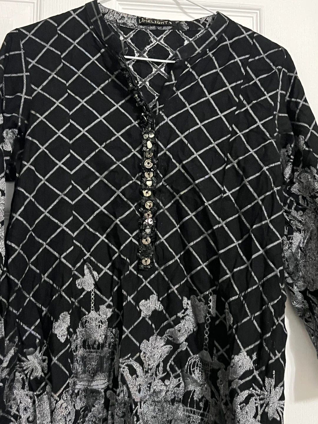 Limelight Black & Silver Patterned Top - photo 2