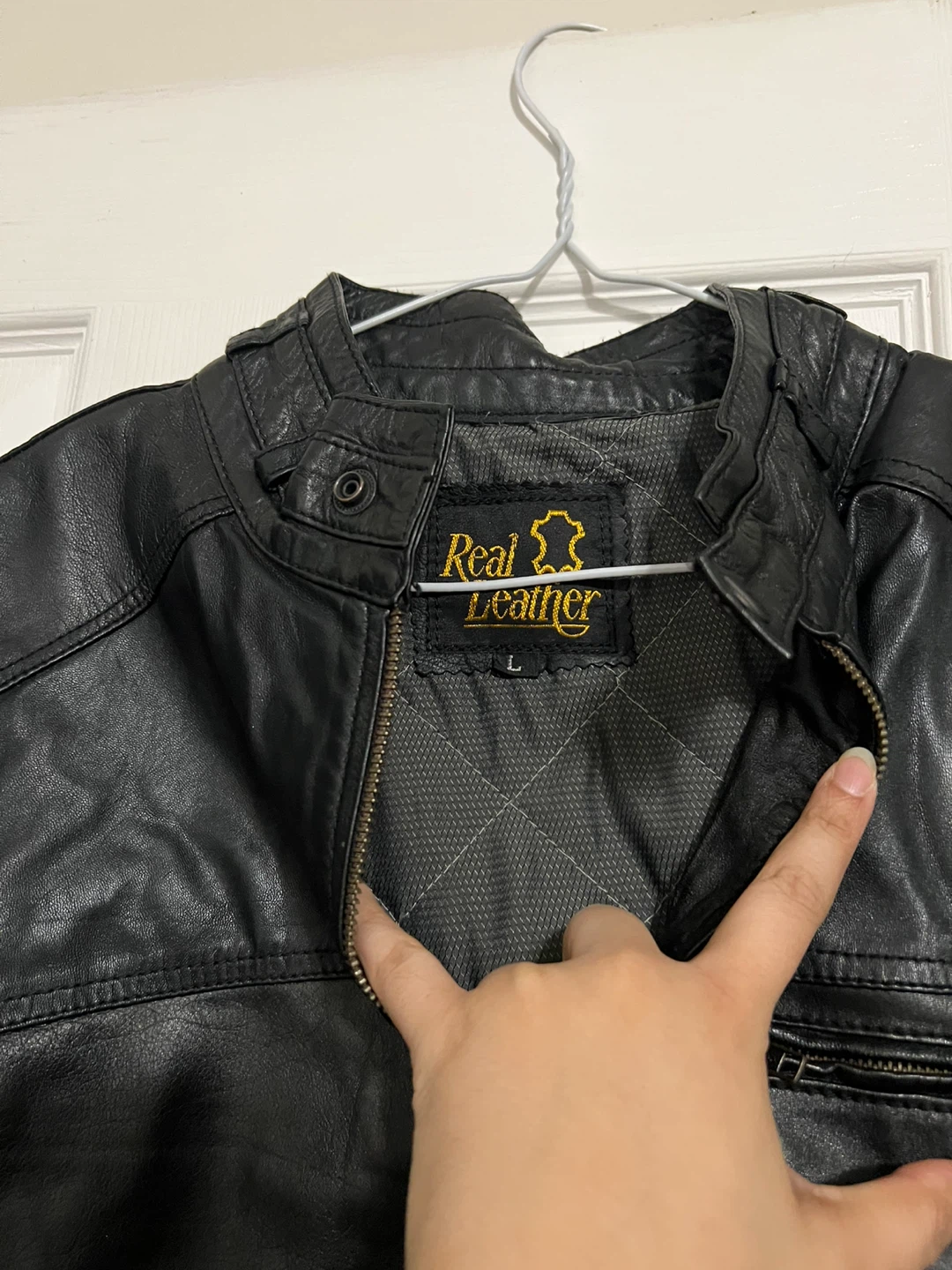 Real Leather Black Jacket - Size L - photo 2
