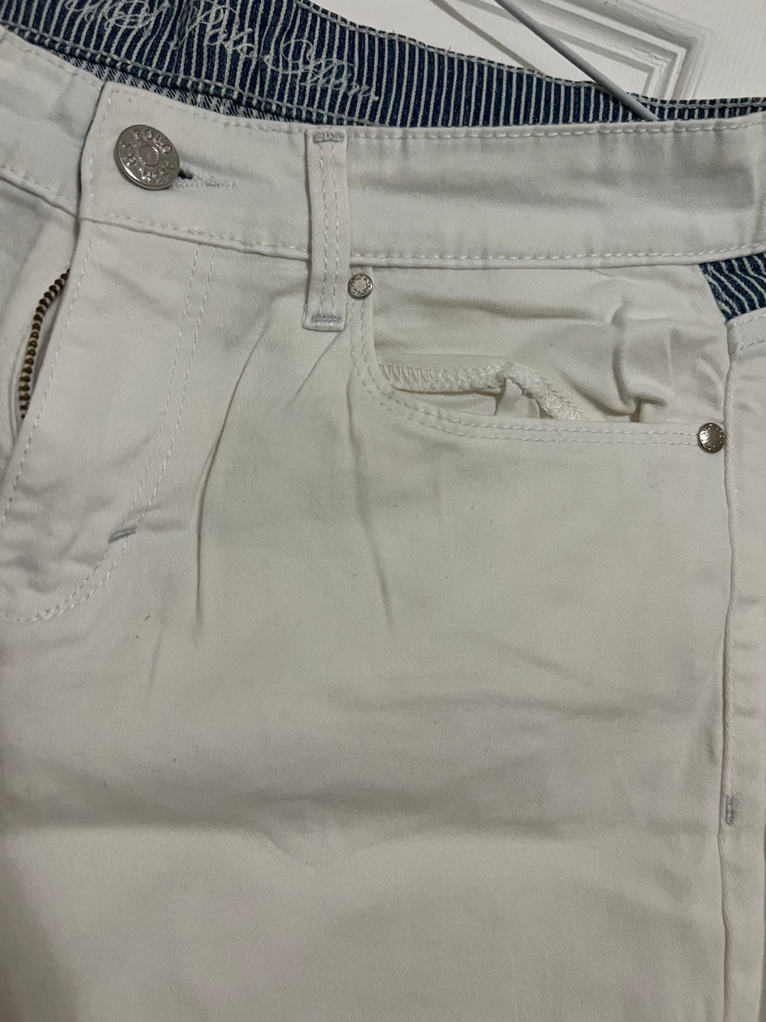 Polo Alfred Dunner White Jeans with Patches - photo 4