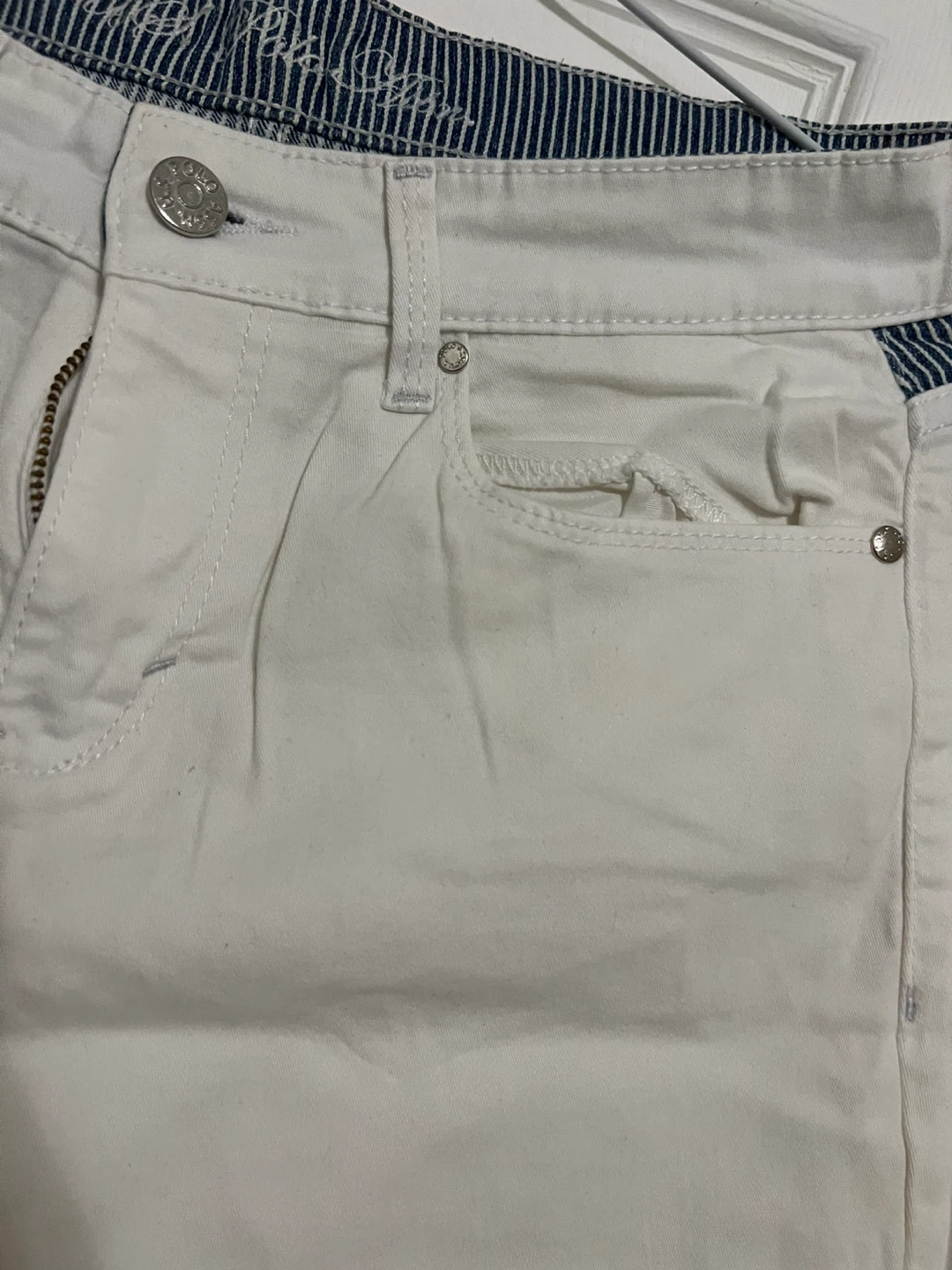 Polo Alfred Dunner White Jeans with Patches - photo 5