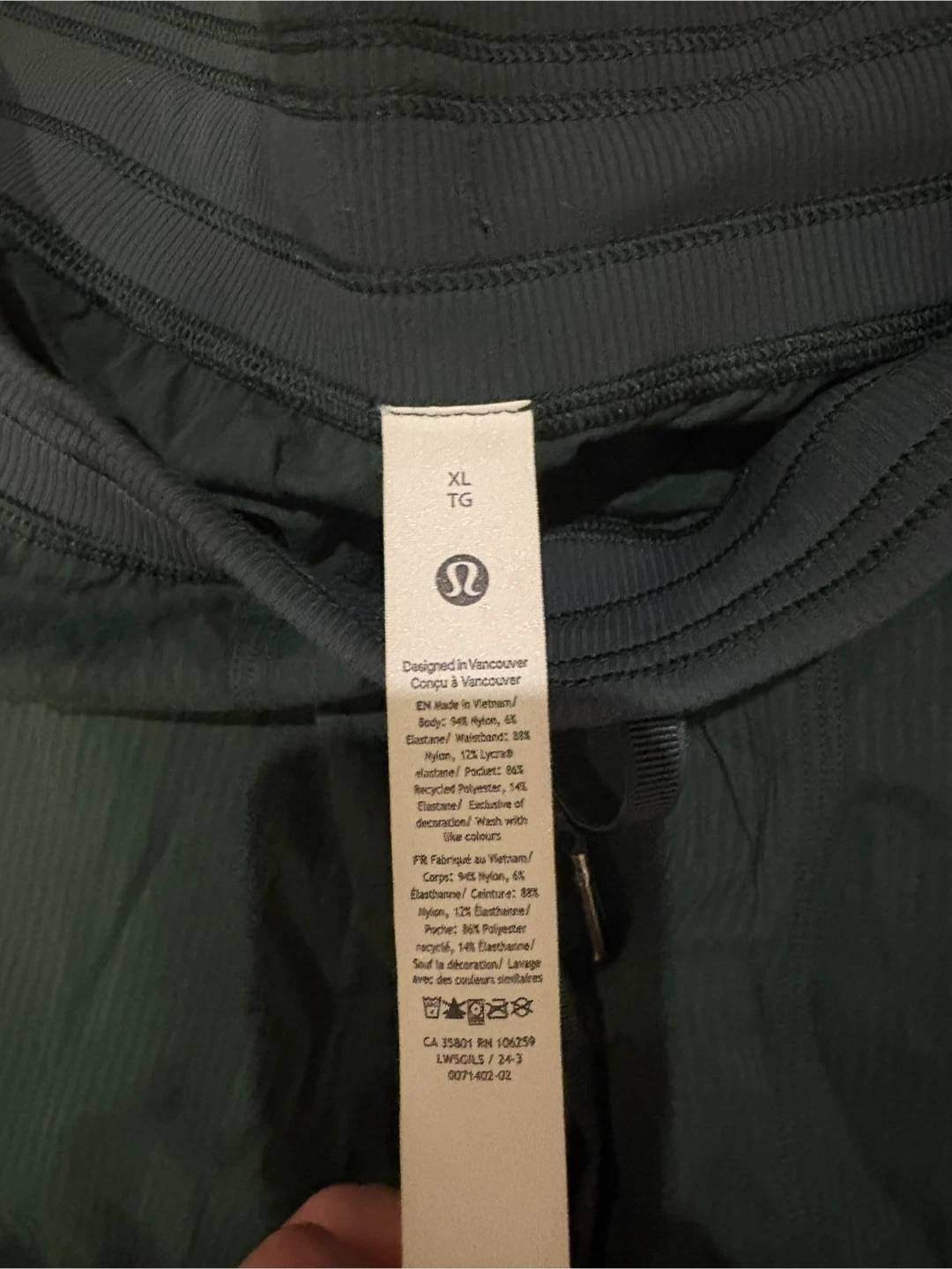 Lululemon Cargo Pants - XL - photo 2