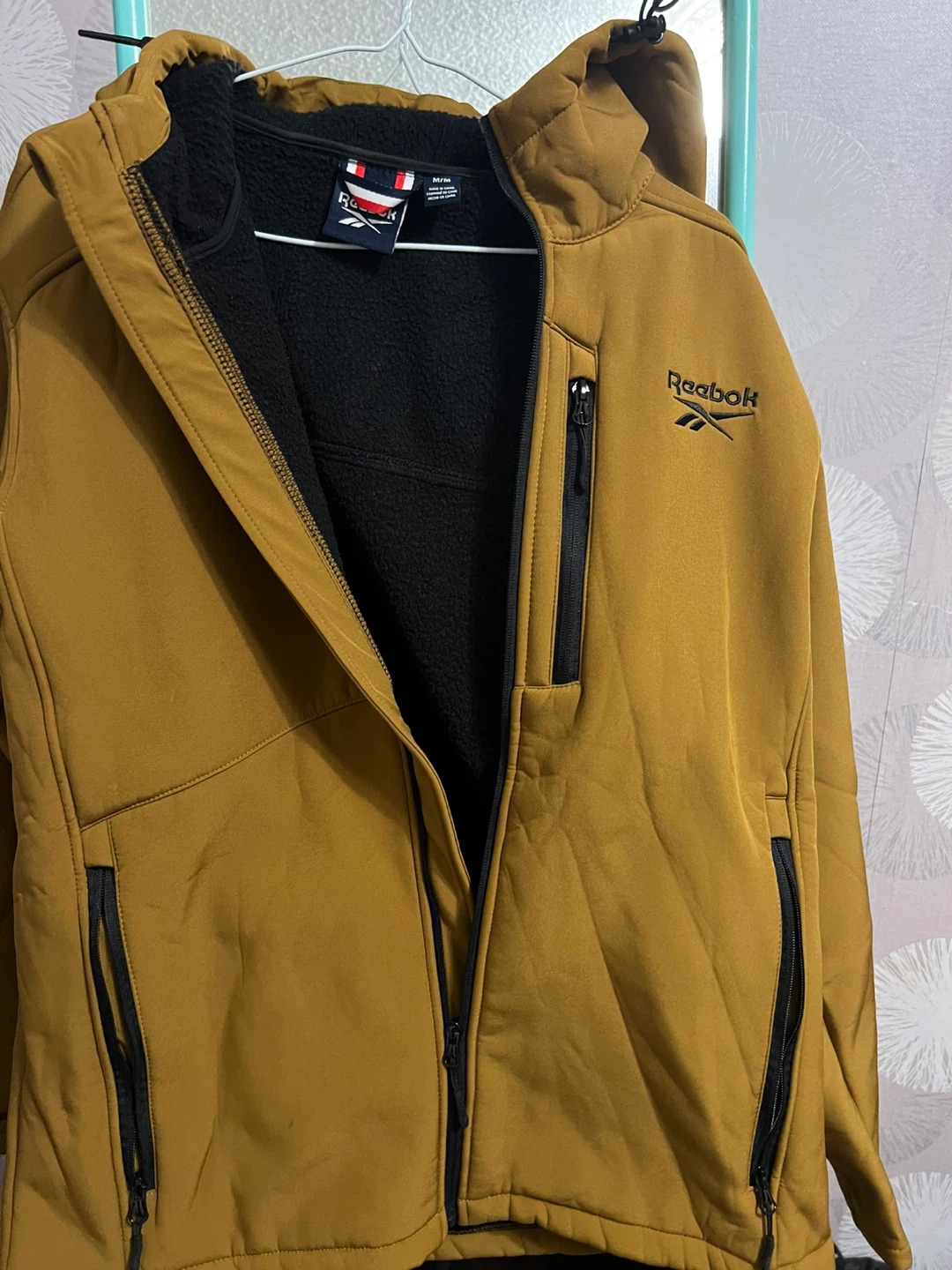 Reebok Jacket - Size M - photo 4