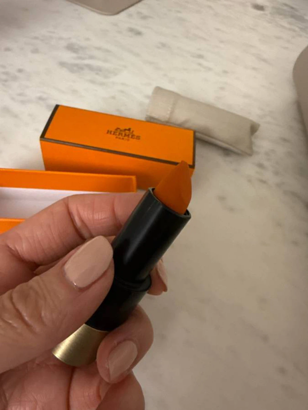 Hermès Rouge Hermès Matte Lipstick - Orange Boîte #33 - photo 2