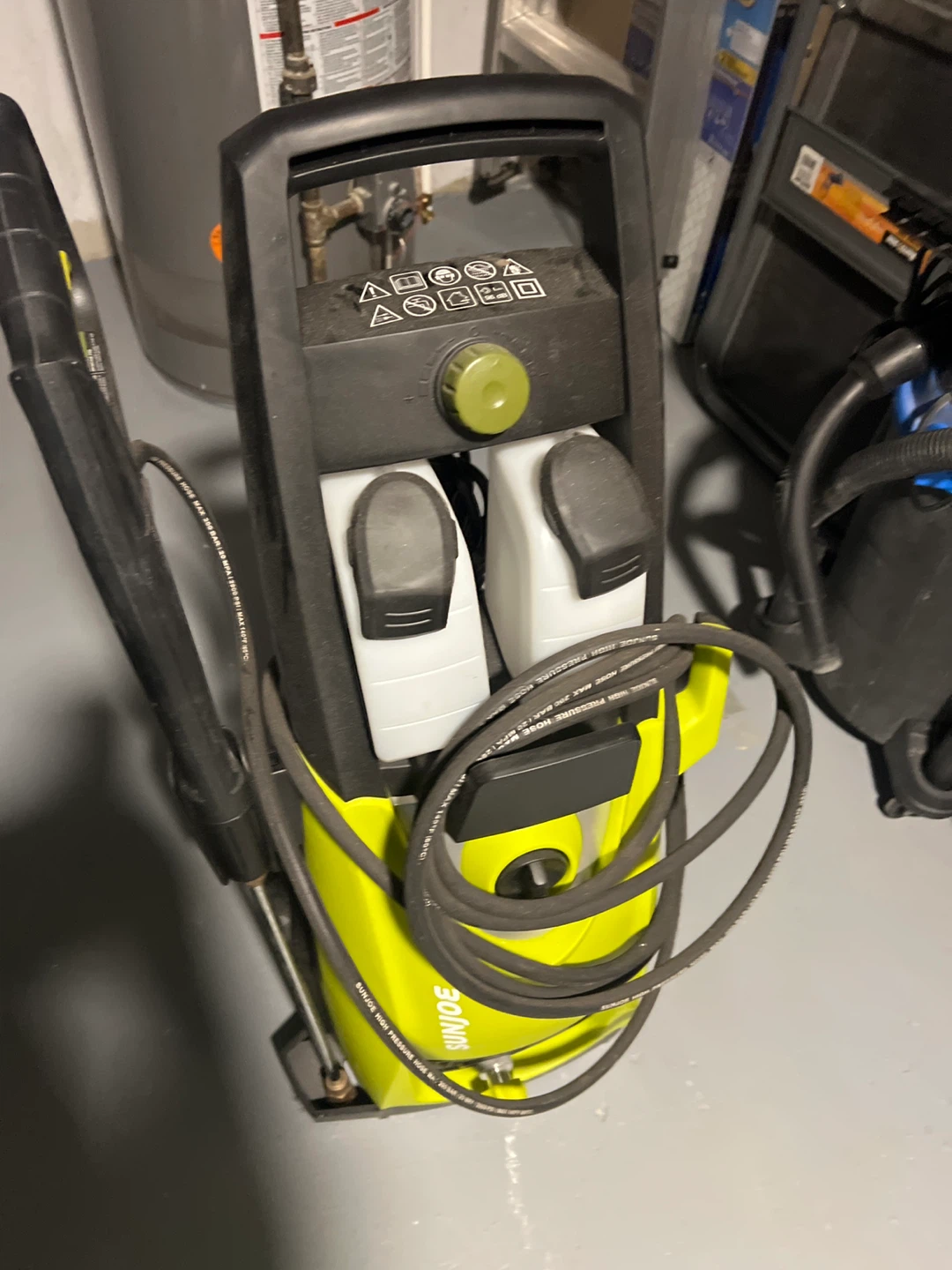 Sun Joe SPX3000 Electric Pressure Washer - photo 2