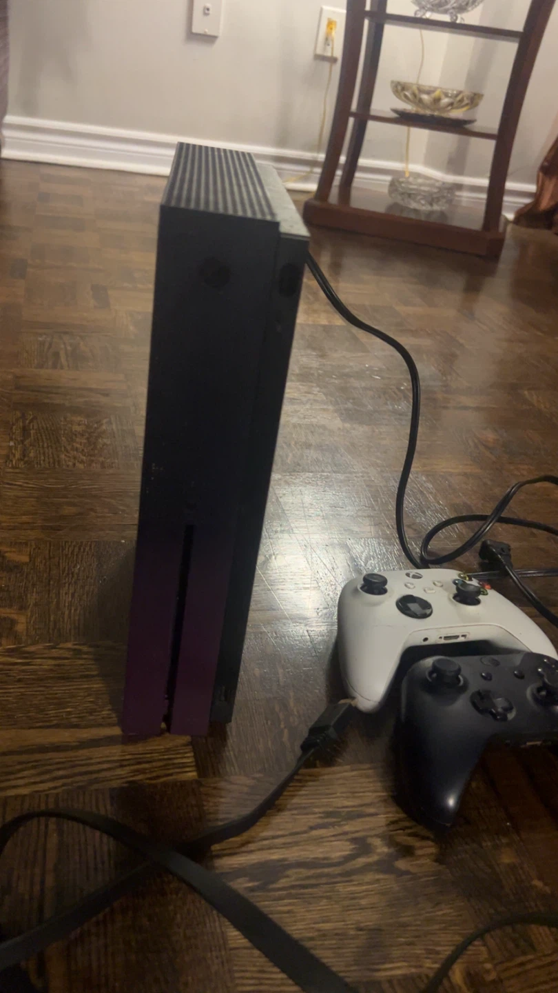 Xbox One S with 2 Controllers