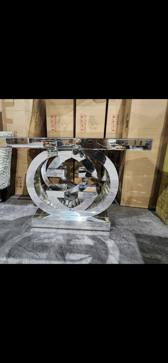 Gucci Mirrored Console Table little damage