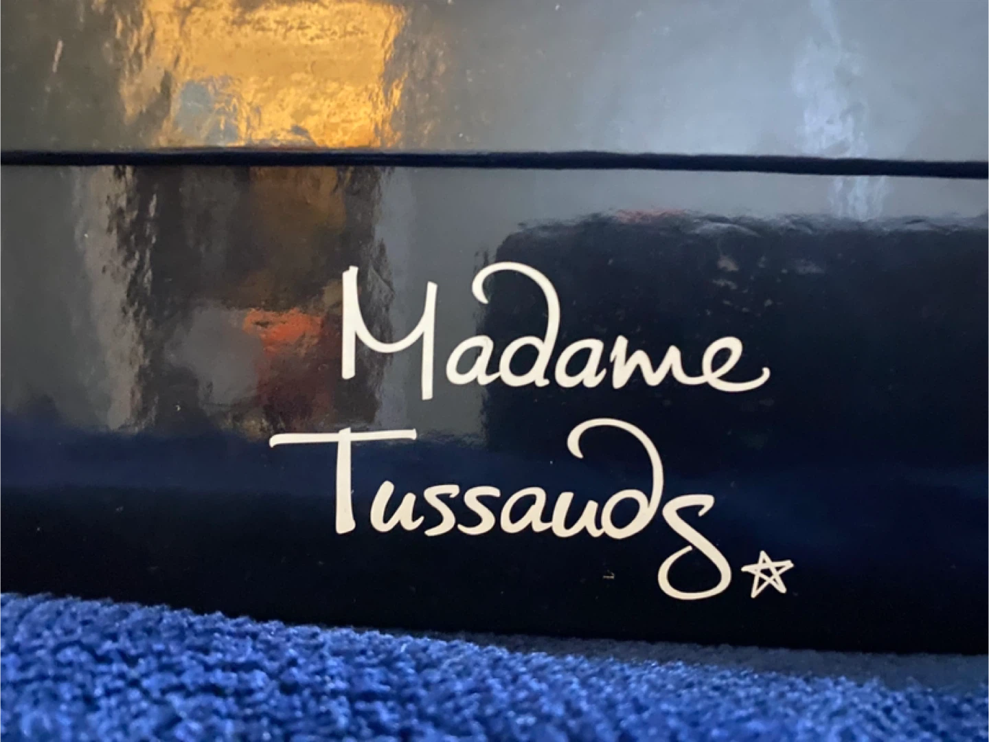 Madame Tussauds Espresso Cups & Saucers *** - photo 2