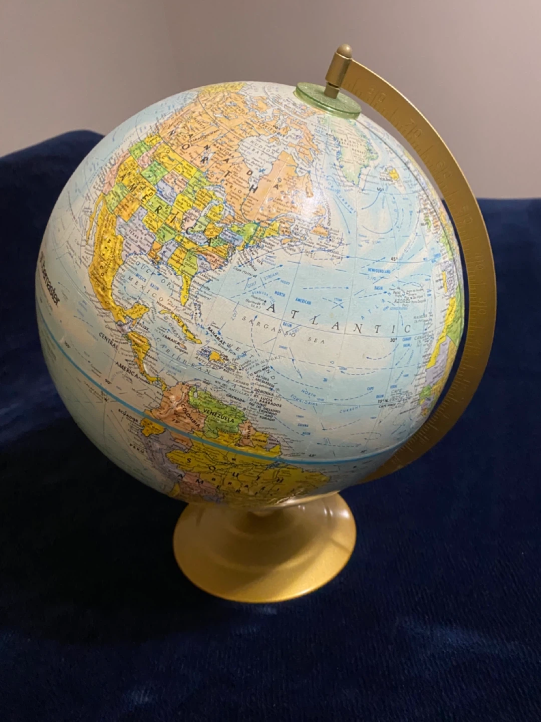 Globemaster World Globe ***