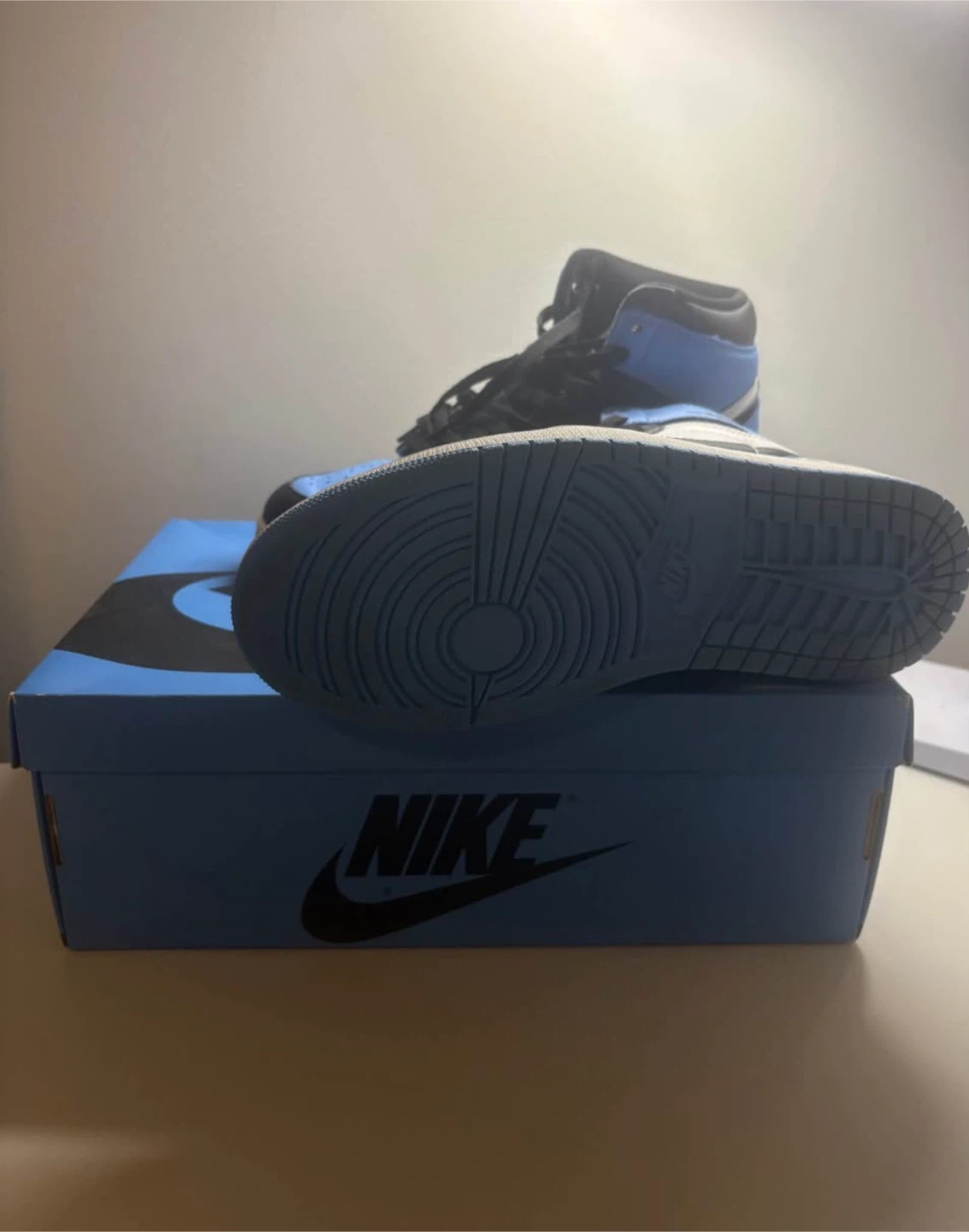 JORDAN 1 UNC - photo 3