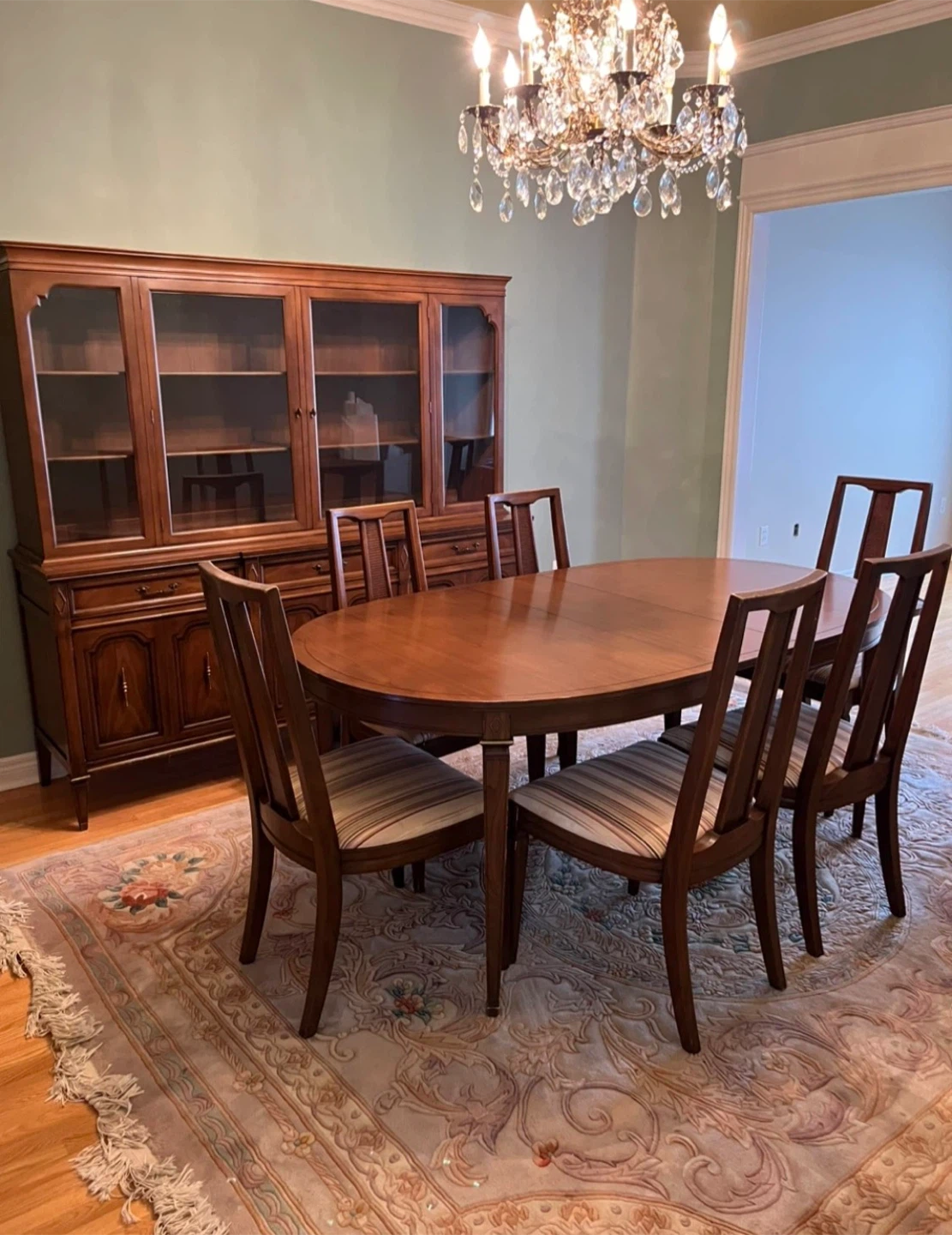 Dining Room Set - Table, Chairs, Hutch