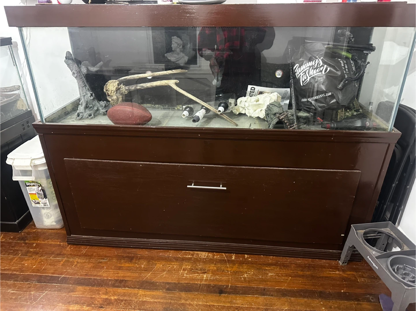 125 Gal Fish Tank with Stand