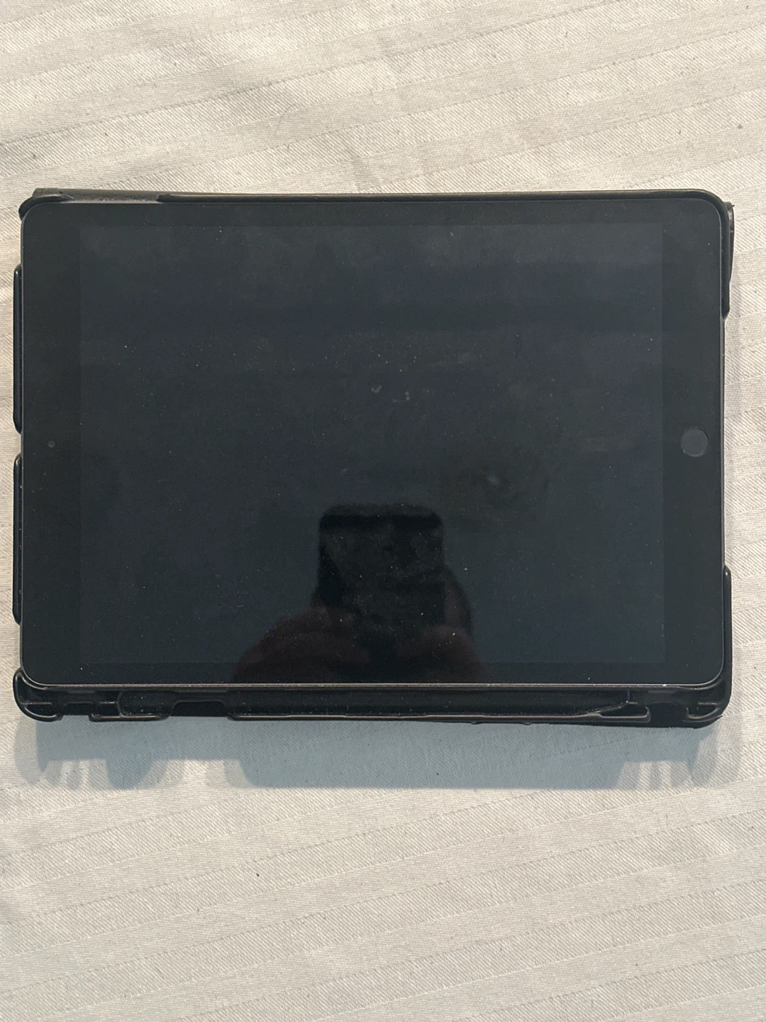 Apple IPad 32gb 8th Gen
