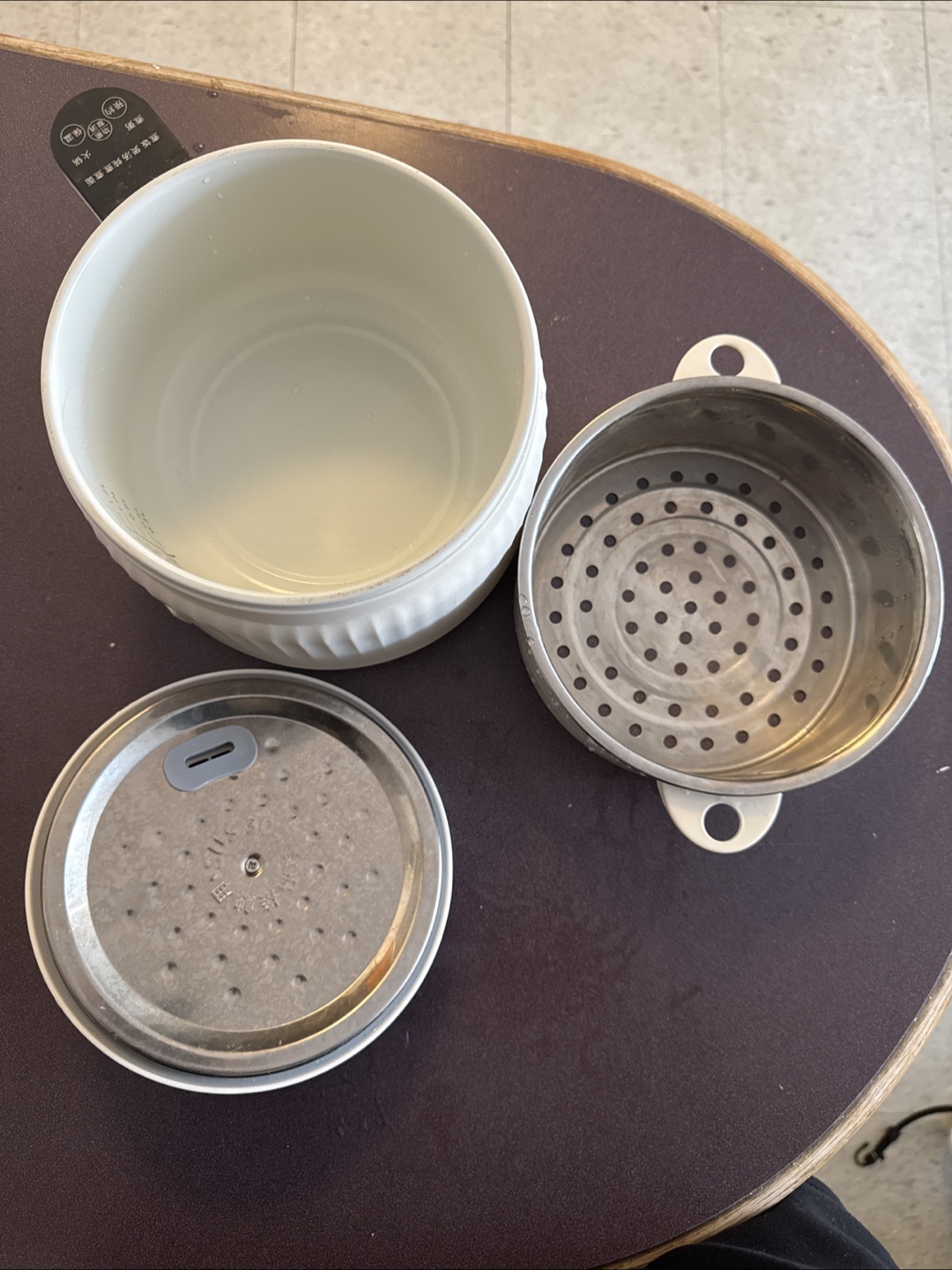 Small Electric Pot with Steamer - photo 2