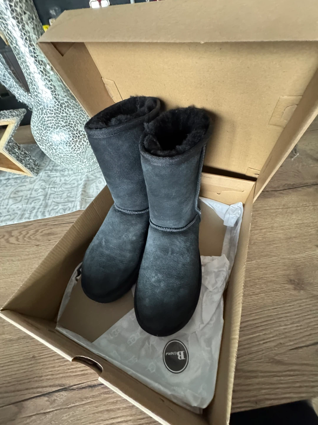 UGG Classic Short II Black Boots - Size 6 - photo 5